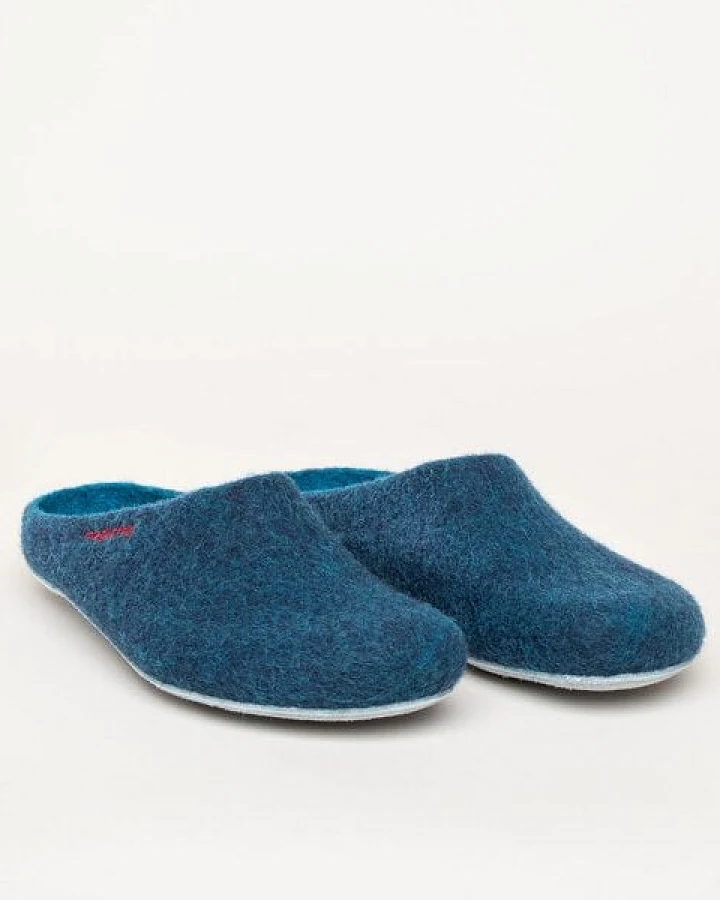 Blau