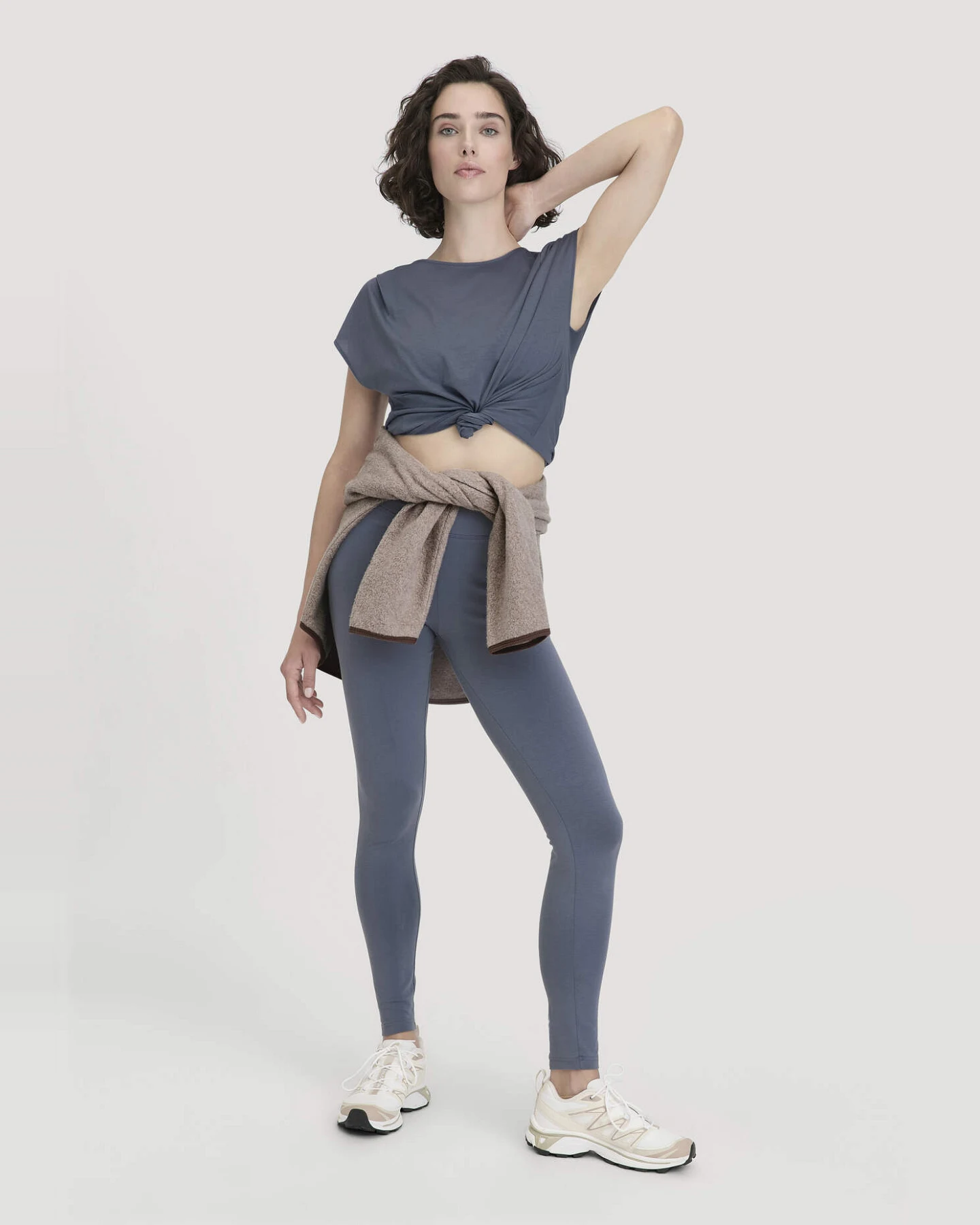 hessnatur Loungewear Leggings Medium Cut ACTIVE LIGHT aus Bio-Baumwolle - blau - Größe S/k – Ansicht 4