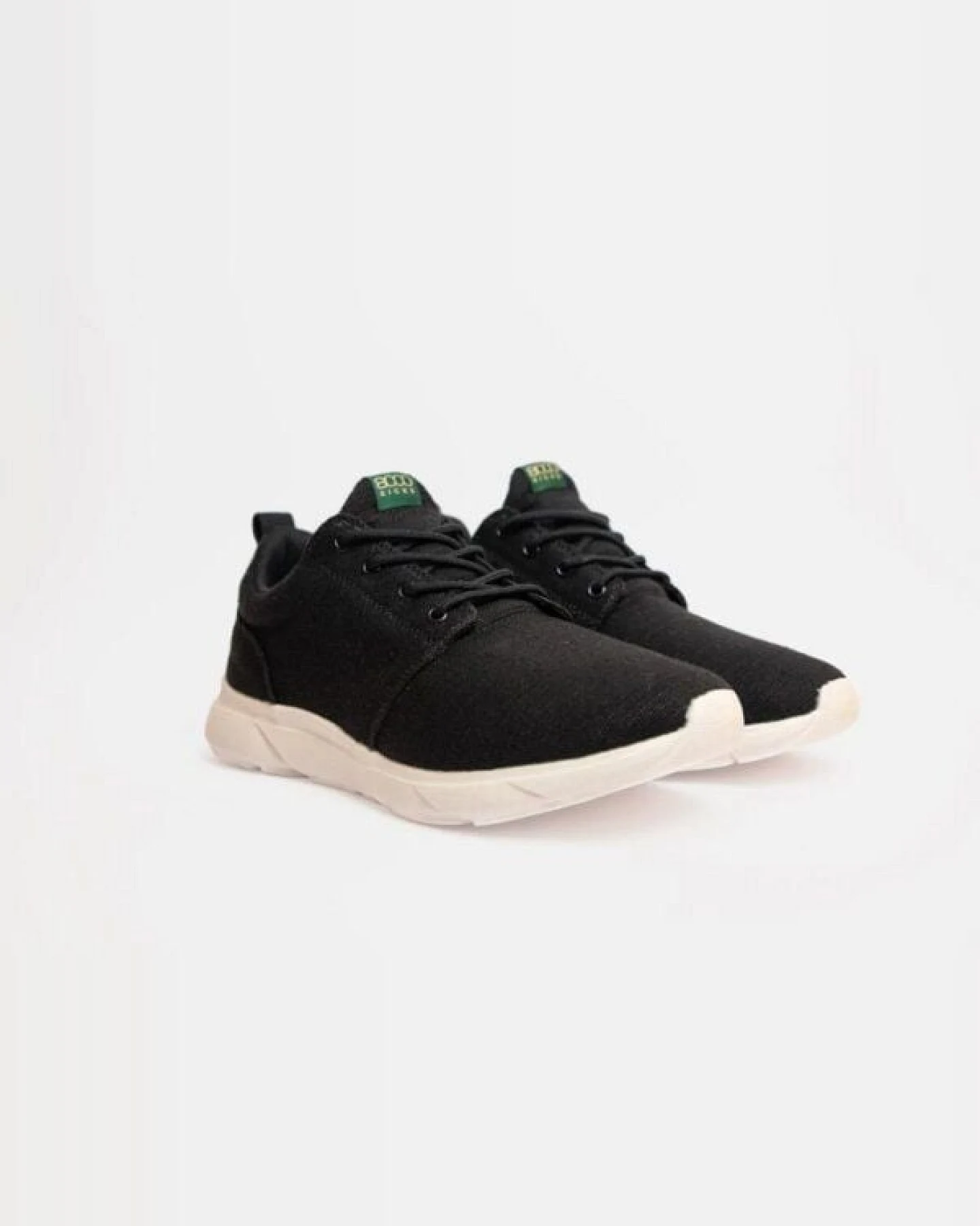 8000Kicks Explorer V2 Schwarz und Weiß - Wasserdichte Hanfschuhe – Ansicht 3