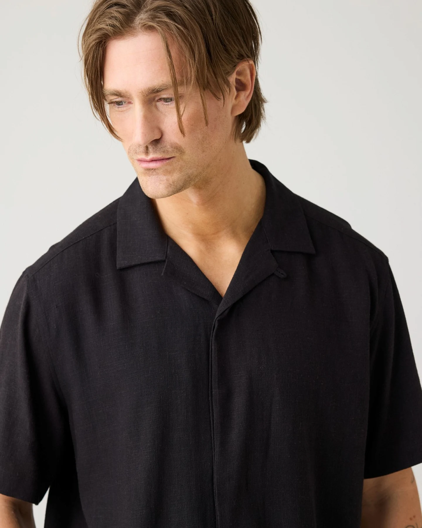 Hemd Relaxed Linen Mix Schwarz – Ansicht 4