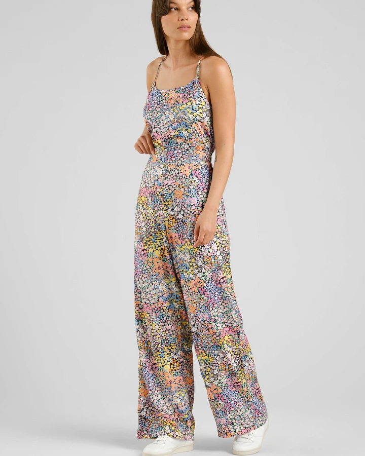 Hose Ale Meadow Flowers Rosa