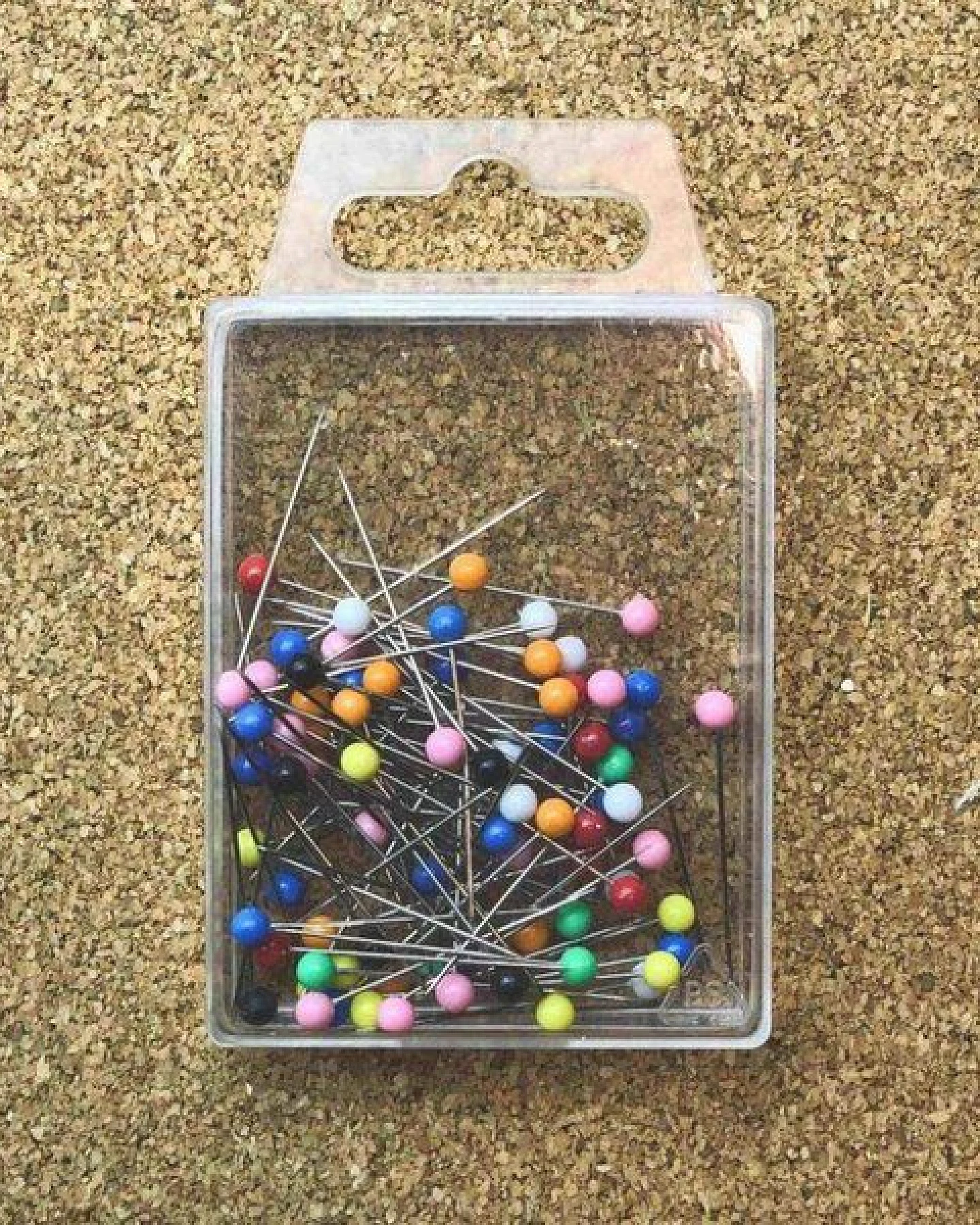 Kork-Deko Kork-Würfel Memoboard 10x10x10cm inkl. 80 Pinnnadeln für Büro – Ansicht 4