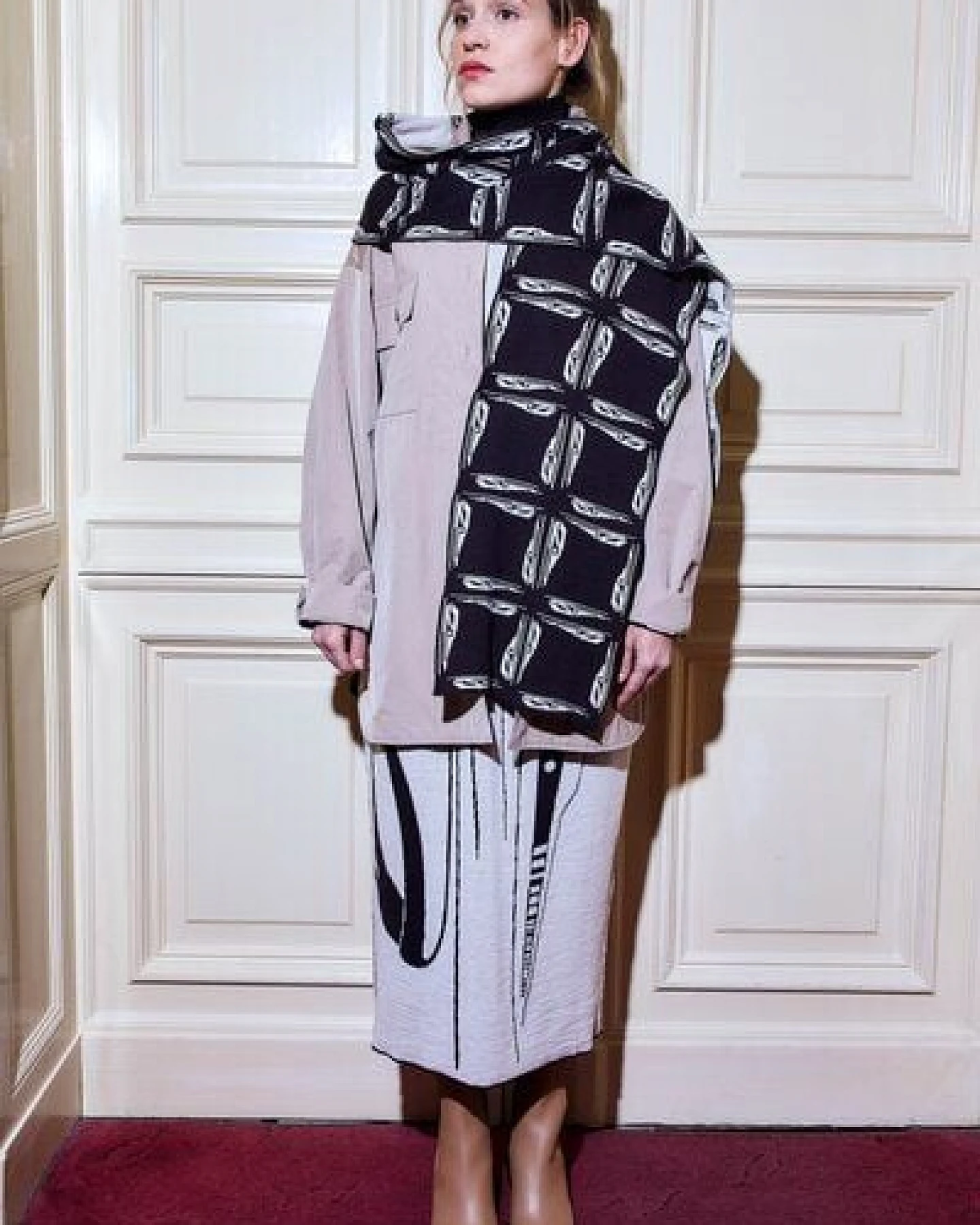 Sophia Schneider-Esleben Schal, TEE - aus Merino Wolle RWS – Ansicht 4