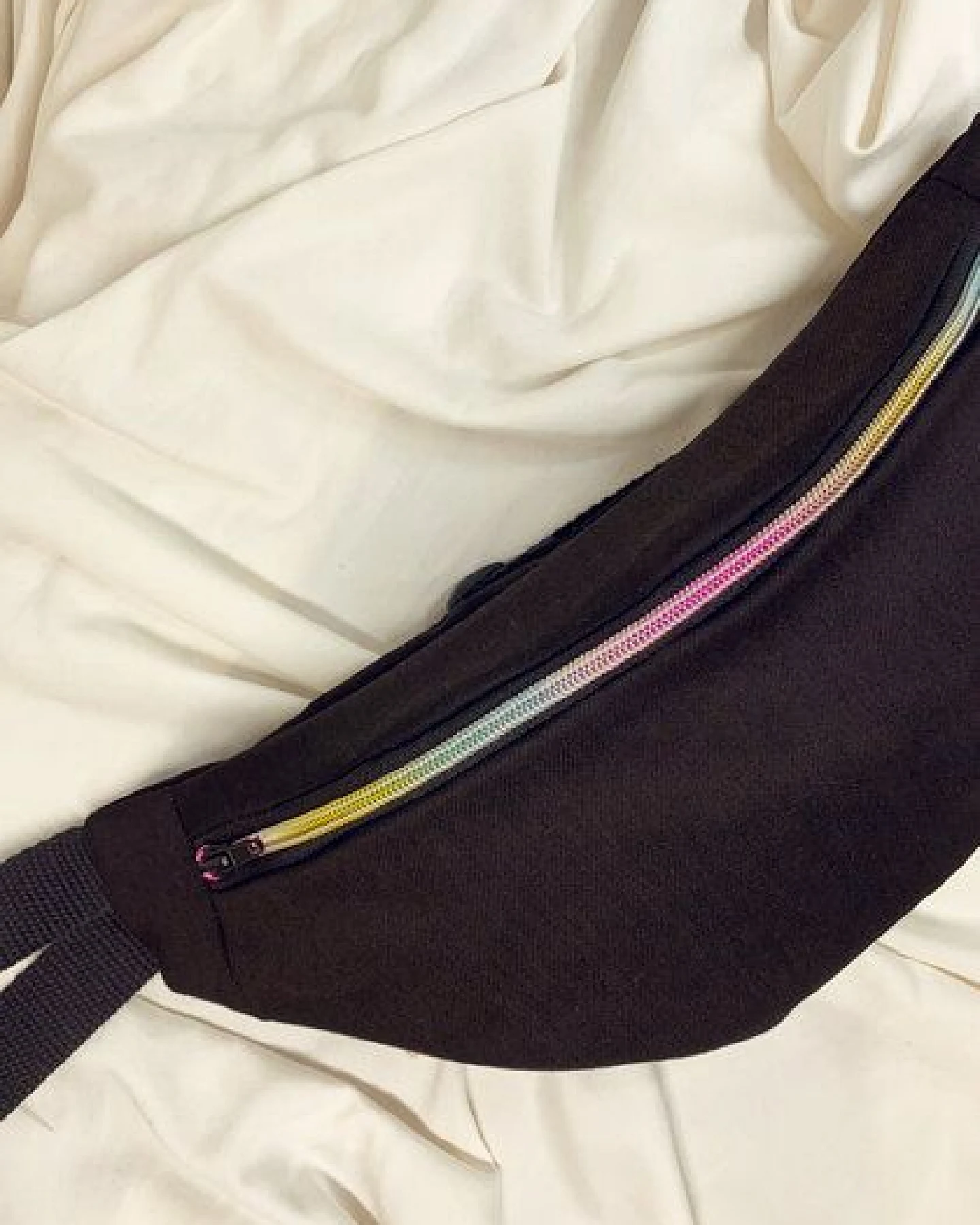 Lena Schokolade HipBag Big schwarz aus Bio-Baumwolle versch. Varianten – Ansicht 2