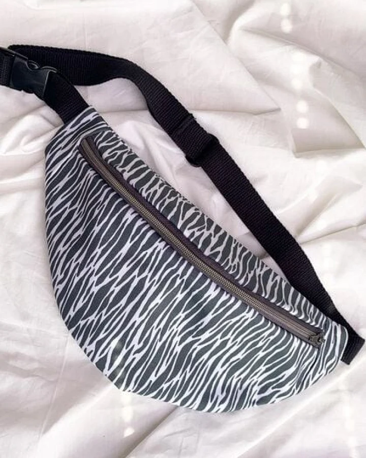 Lena Schokolade Zebra Stripes HipBag aus Bio-Baumwolle
