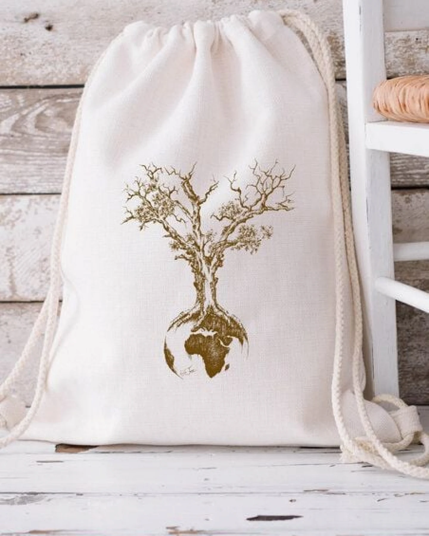 Life-Tree Stringbag aus Biobaumwolle Fairwear "Weltenbaum" für in Grün/Blau/Weiß/Rot – Ansicht 2