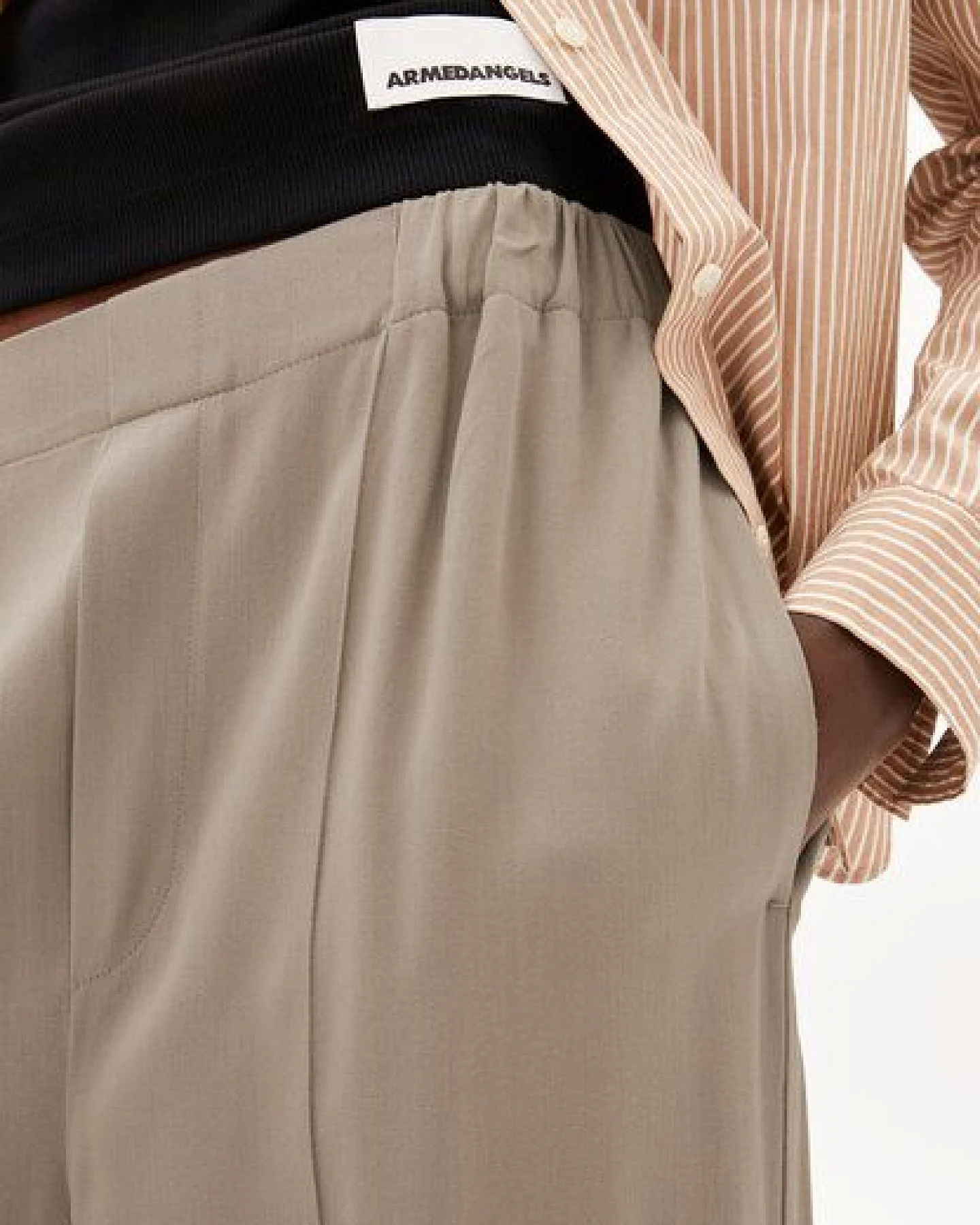 ARMEDANGELS JONVAALIE Damen Webhose aus LENZING ECOVERO Viskose – Ansicht 3