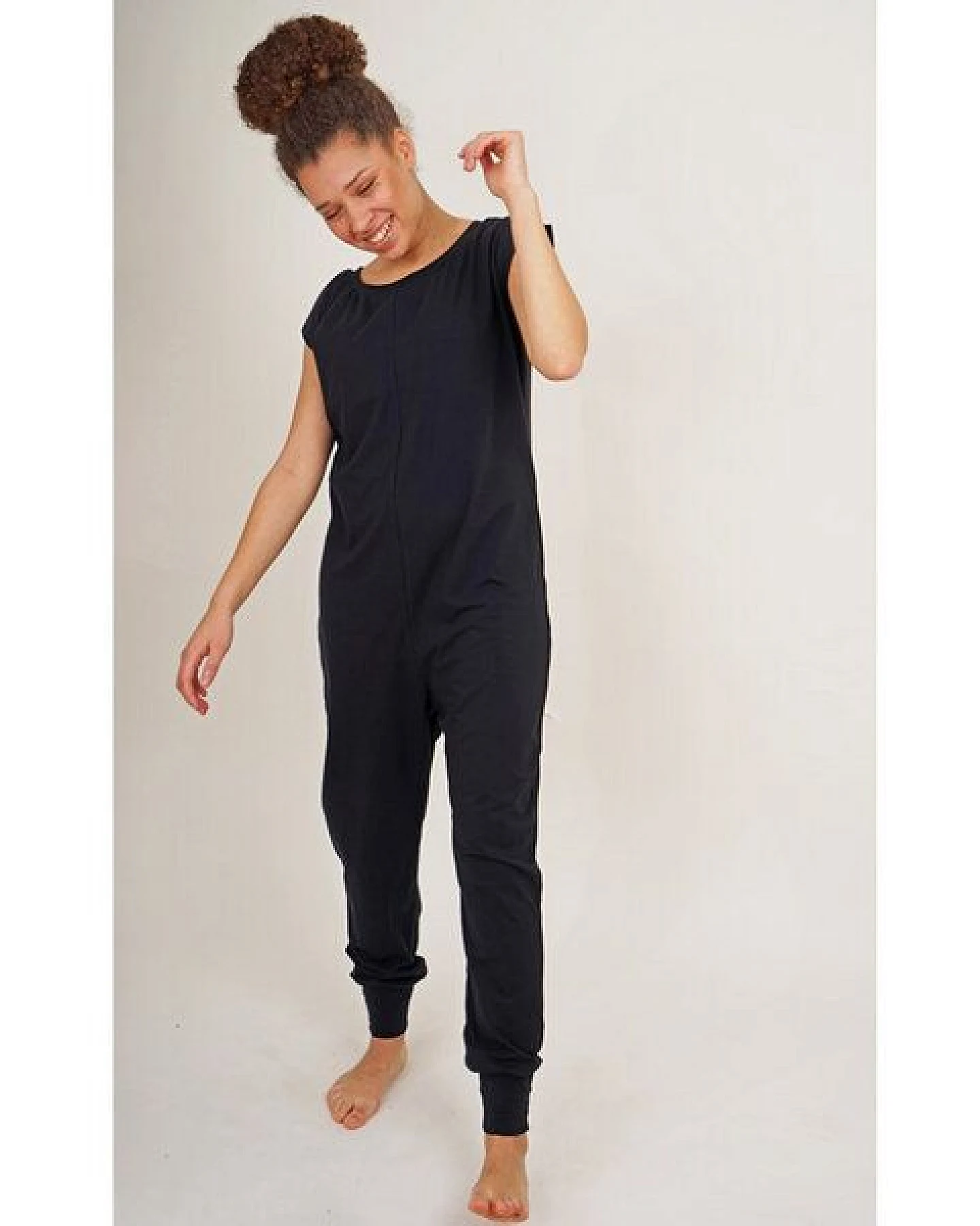 Lena Schokolade Jumpsuit Overall schwarz versch. Kordeln aus Bio-Jersey – Ansicht 2