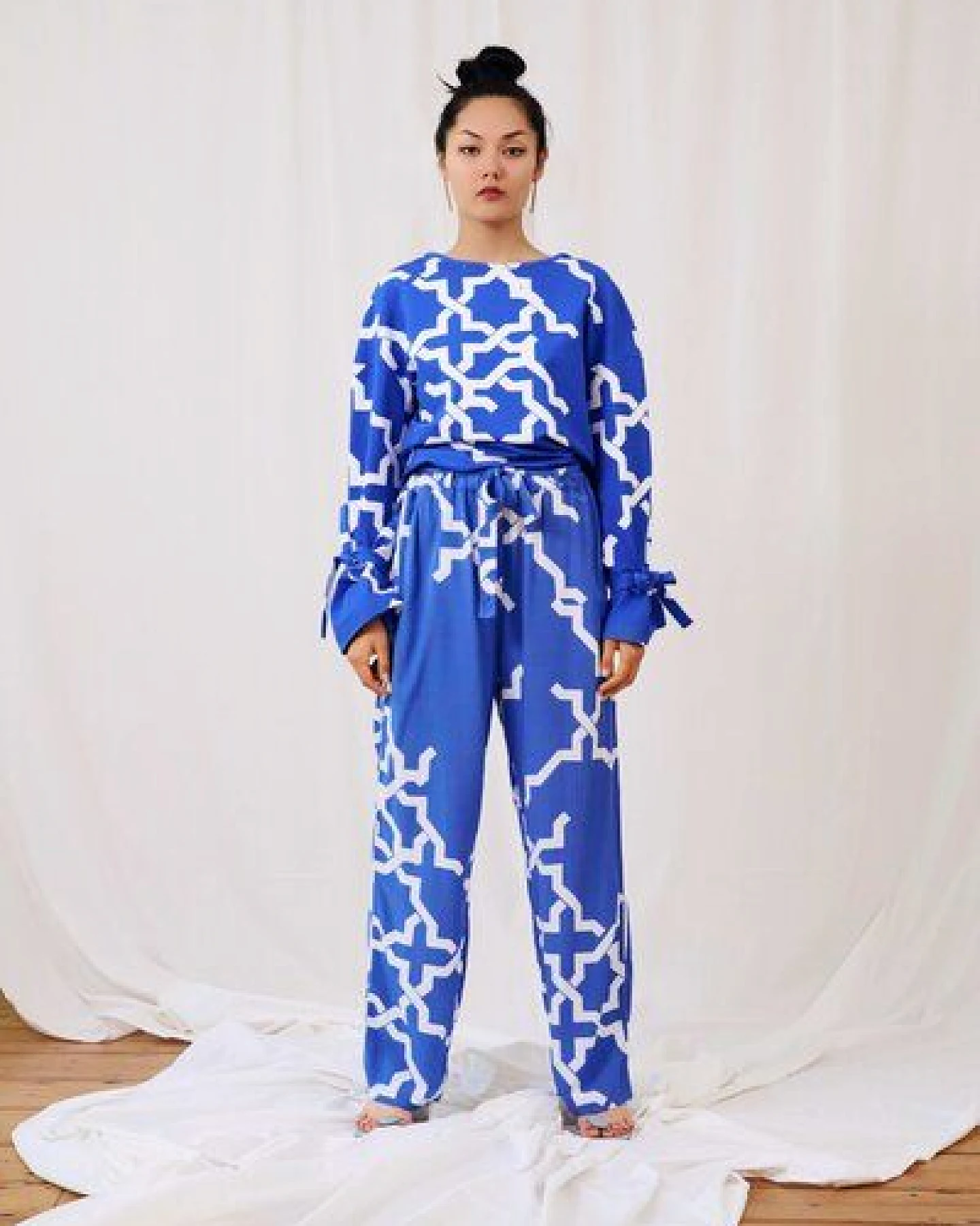 Sophia Schneider-Esleben PJ Pants aus Bio Baumwolle – Ansicht 2