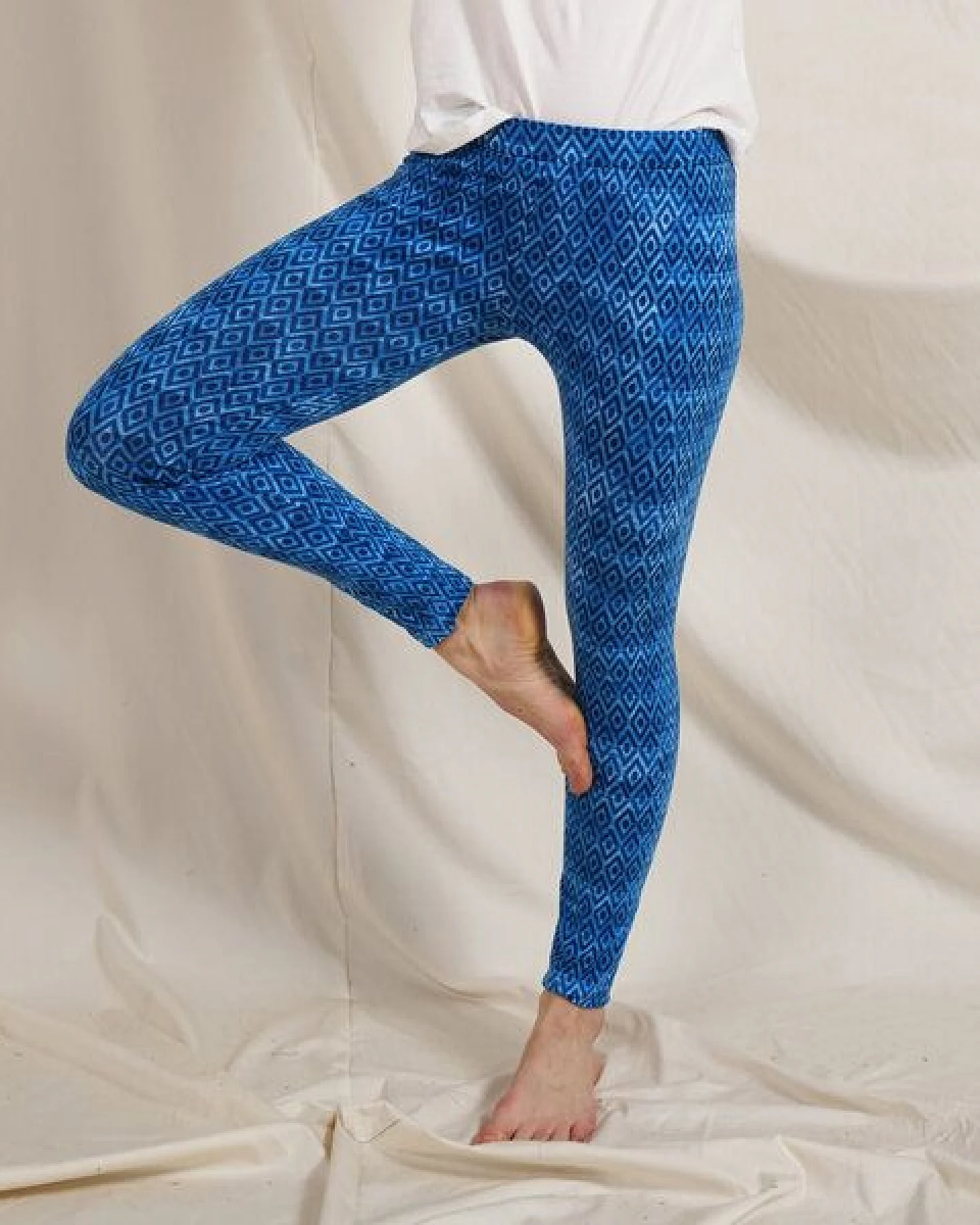 Lena Schokolade Leggings blue diamonds aus Bio-Jersey – Ansicht 2