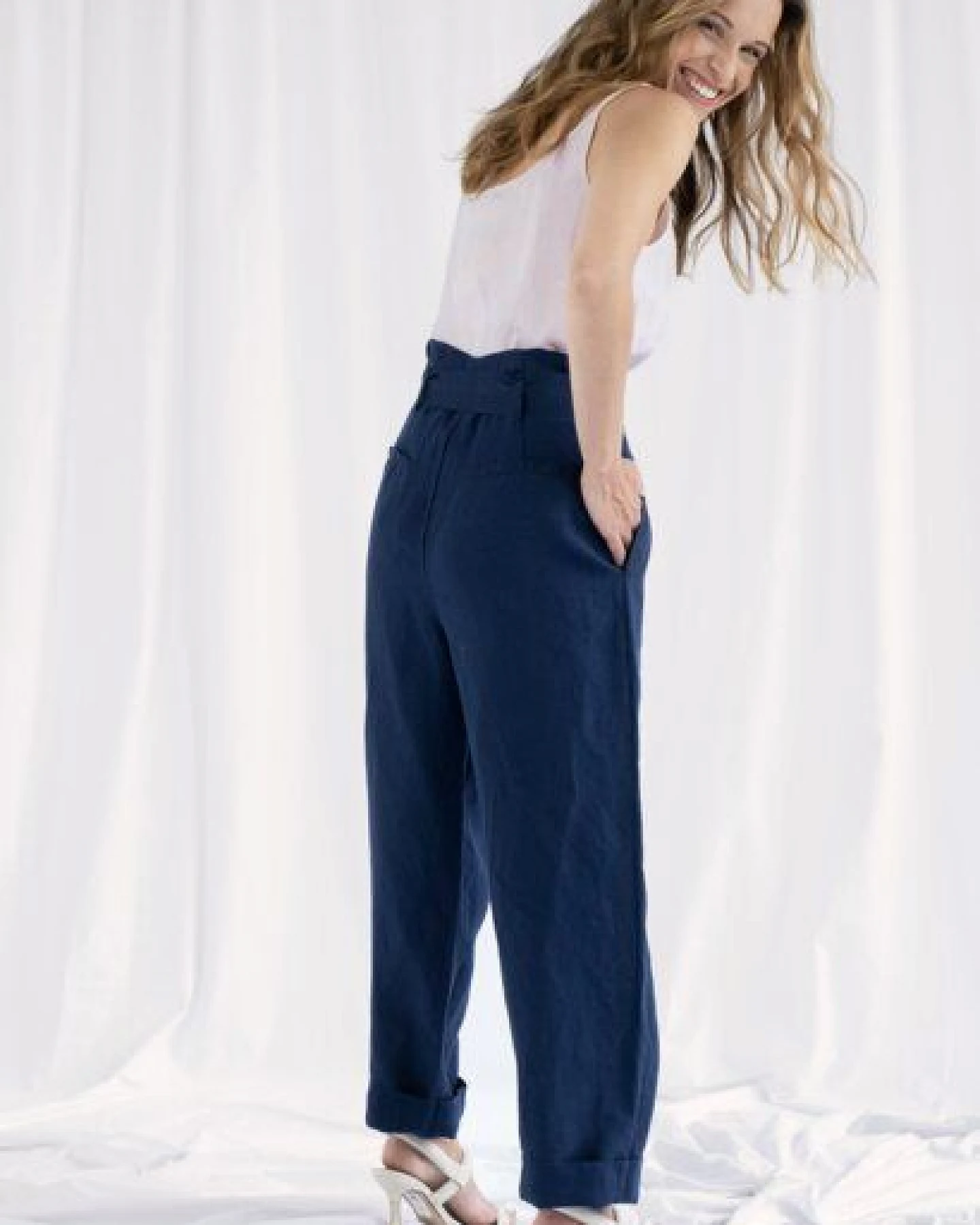 Sophia Schneider-Esleben Paperbag Gita - Hose aus Bio Baumwolle – Ansicht 3