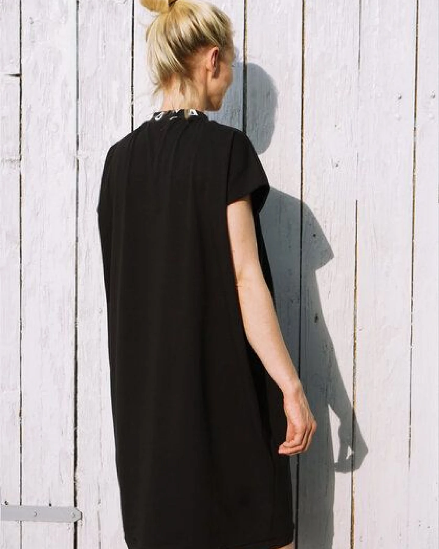 Lena Schokolade Kleid Triangle schwarz aus Bio-Baumwolle – Ansicht 2