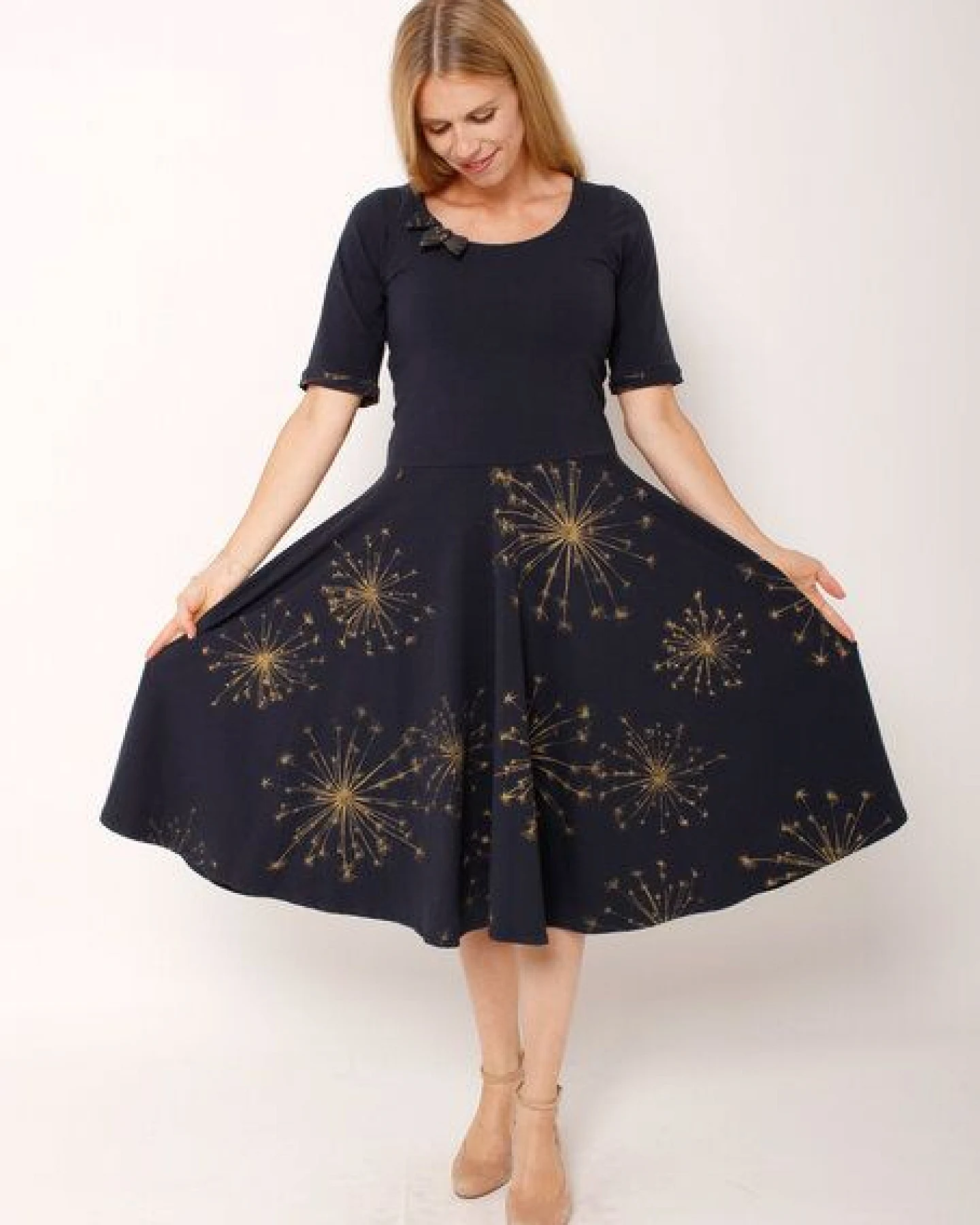 Peaces.bio - handbedruckte Biomode Bio-Tanzkleid "Kümmelzauber" – Ansicht 2