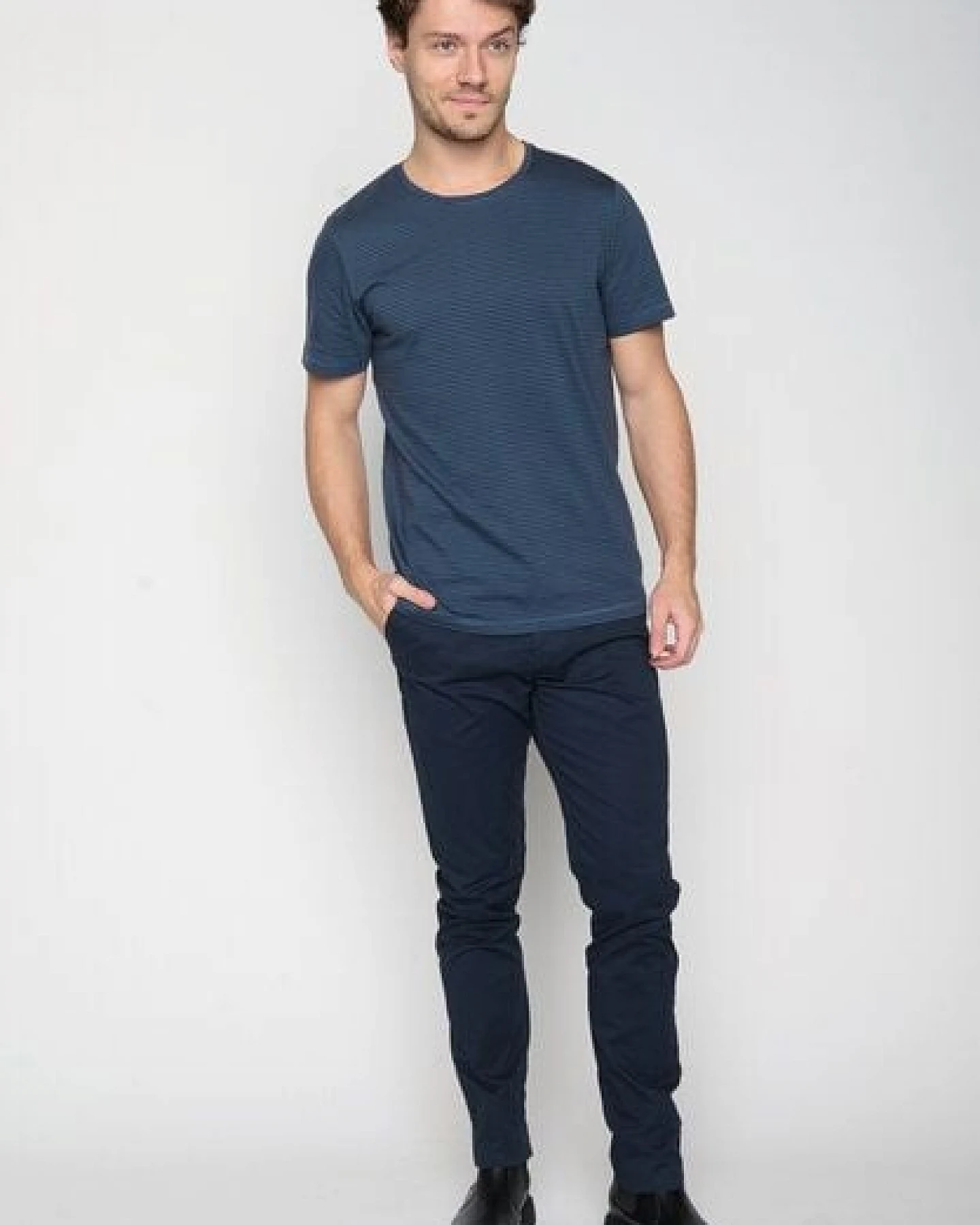 GREENBOMB Basic Spice - Sportliches T-Shirt aus Bio-Baumwolle / GOTS / Fair & Vegan – Ansicht 2