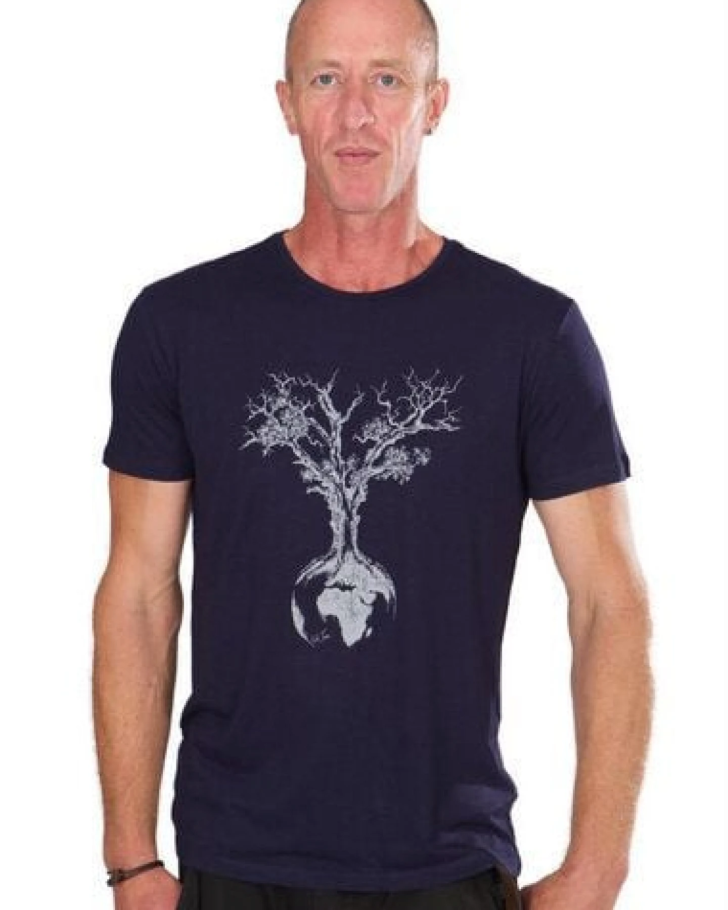 Ecovero Shirt von Life-Tree für Herren "Weltenbaum" in Navy Blue – Ansicht 2