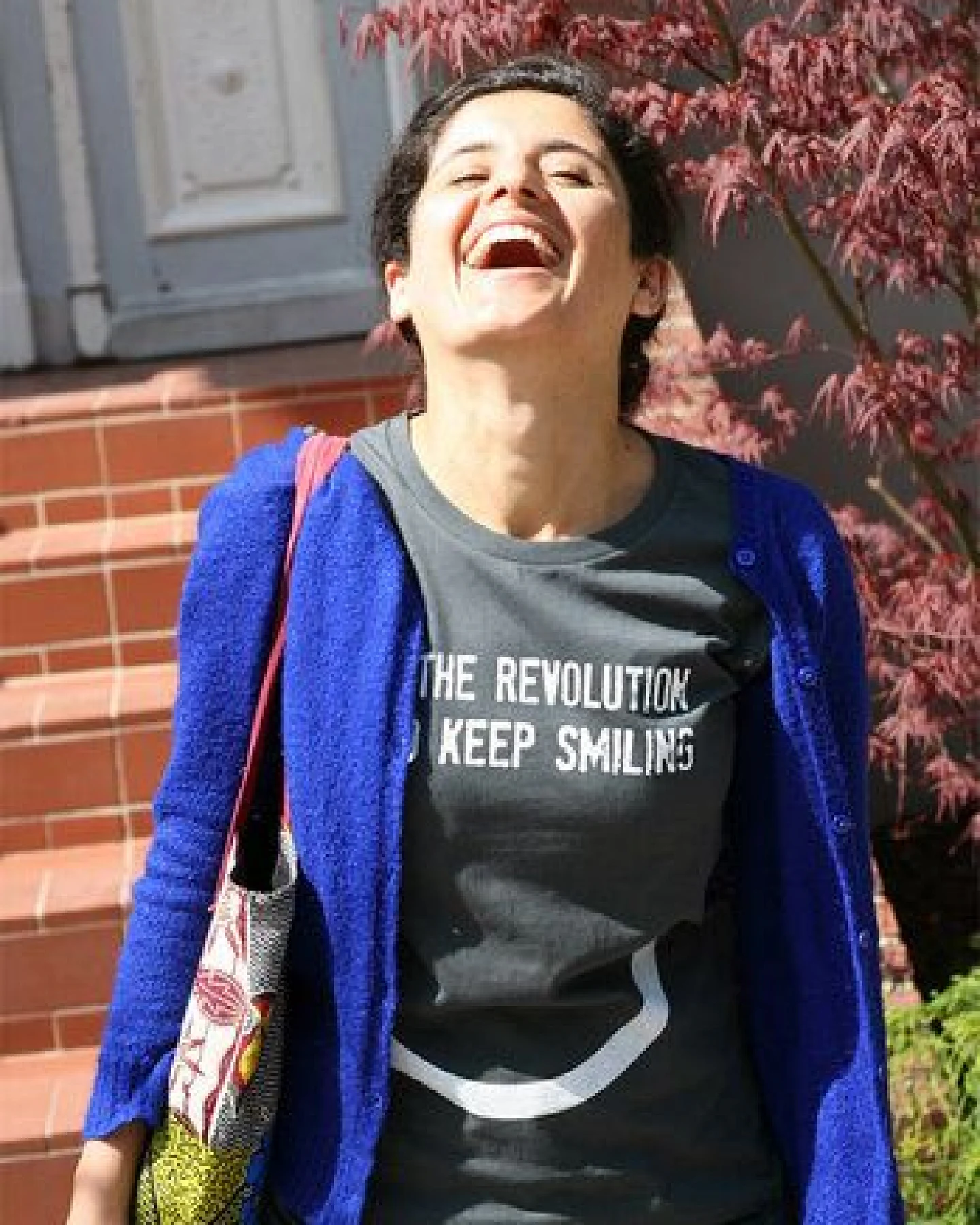 Lena Schokolade DO THE REVOLUTION AND KEEP SMILING - Frauen T-Shirt – Ansicht 2