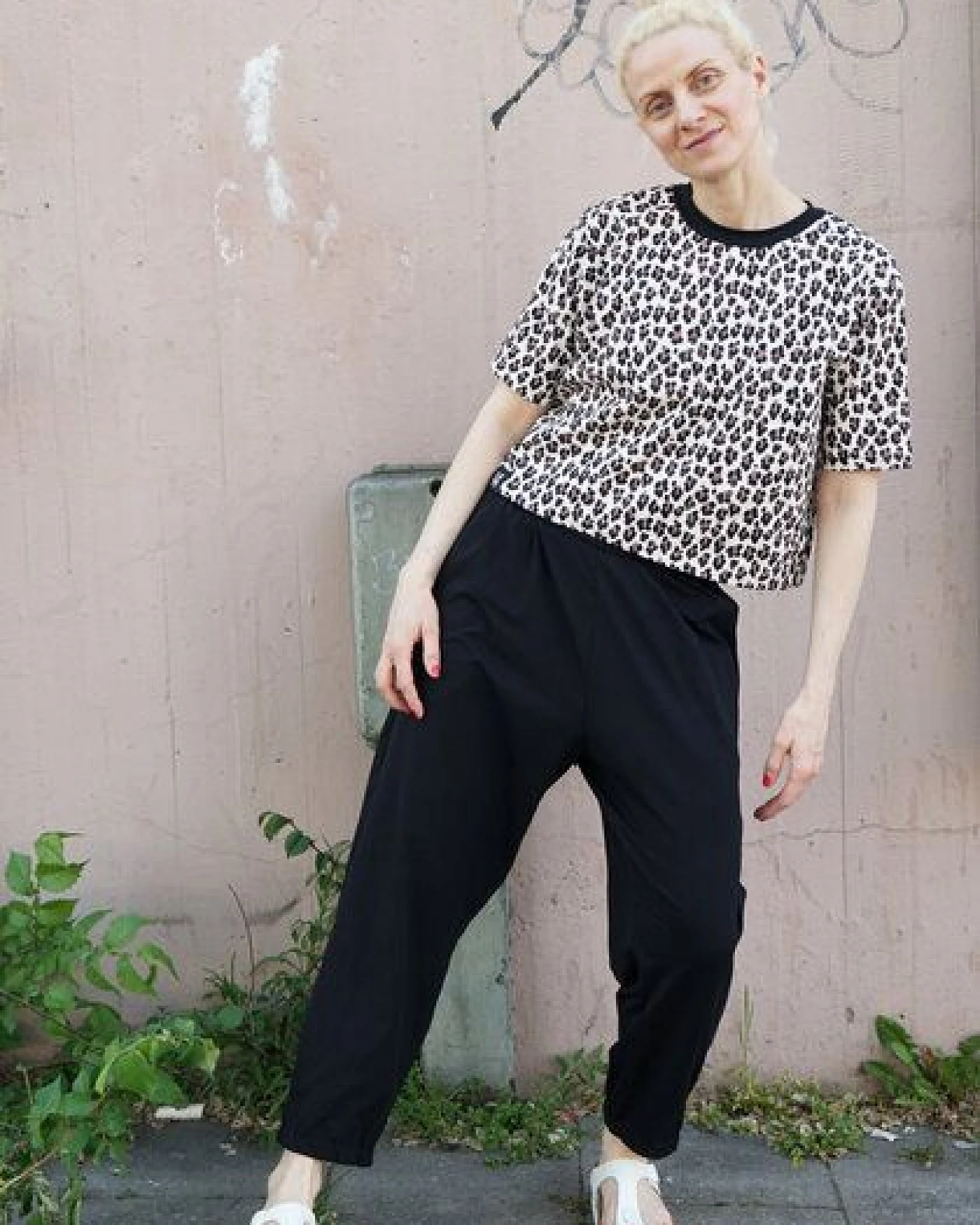 Lena Schokolade Leo Shirt aus Bio-Jersey – Ansicht 2