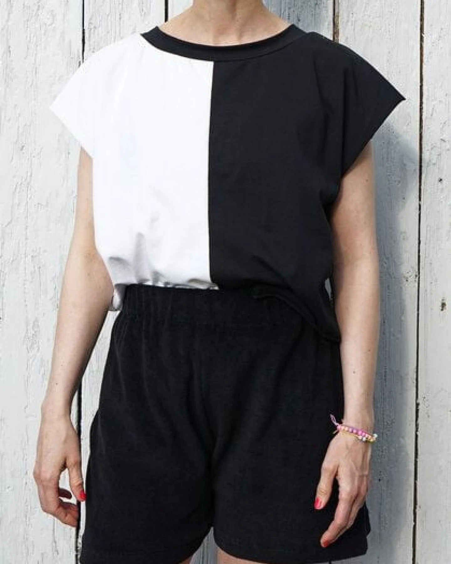 Lena Schokolade Shirt black-white aus Bio-Jersey – Ansicht 4