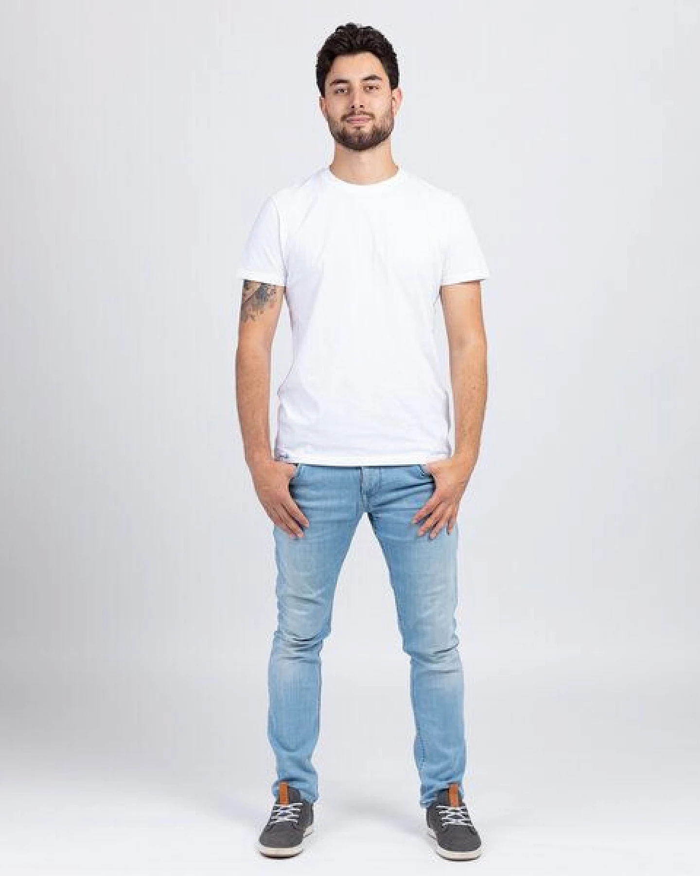 Lexi&Bö Herren Basic T-Shirt in verschiedenen Farben – Ansicht 2