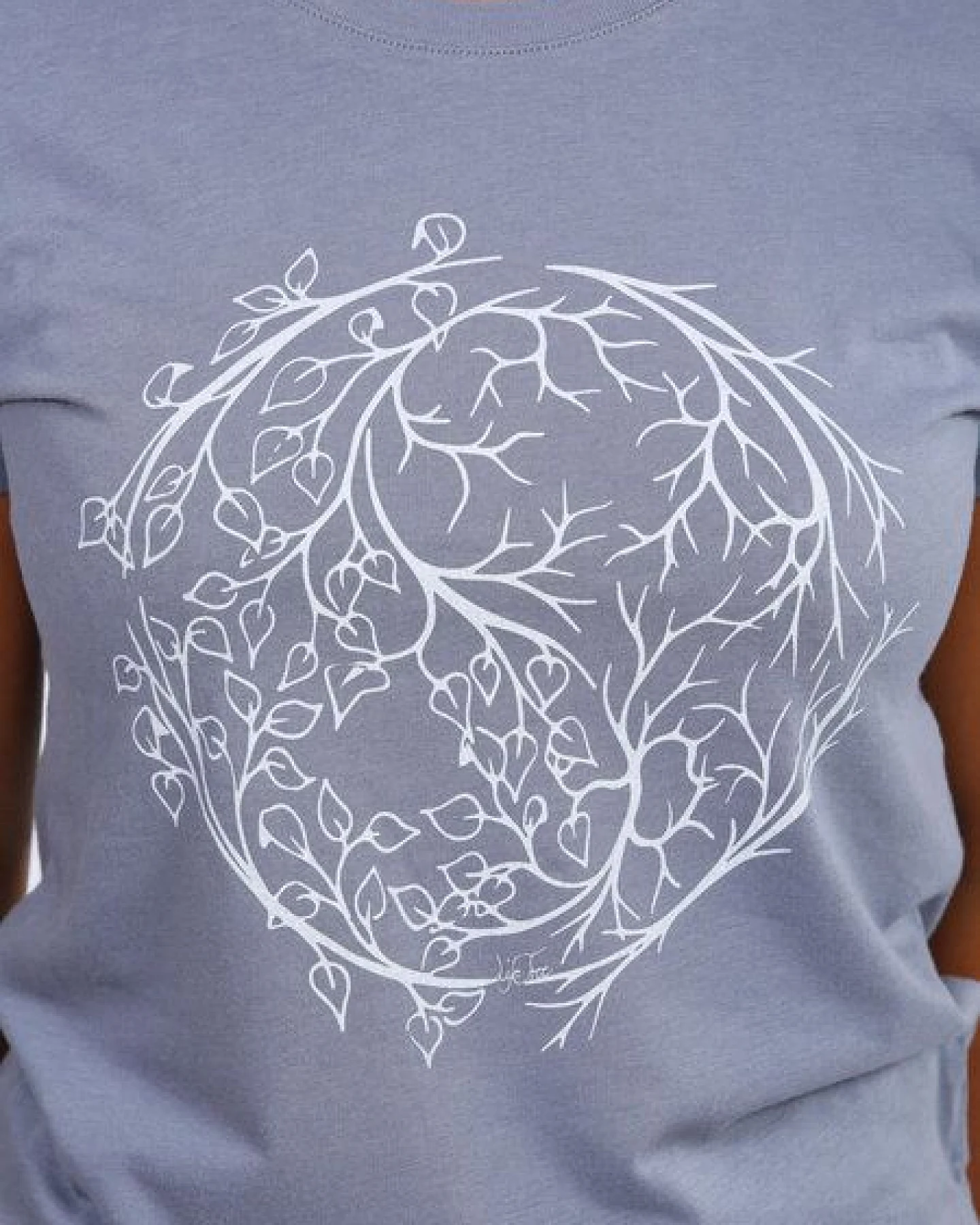Life-Tree Fairwear Bambus Shirt Women Charcoal Grey YinYang – Ansicht 3