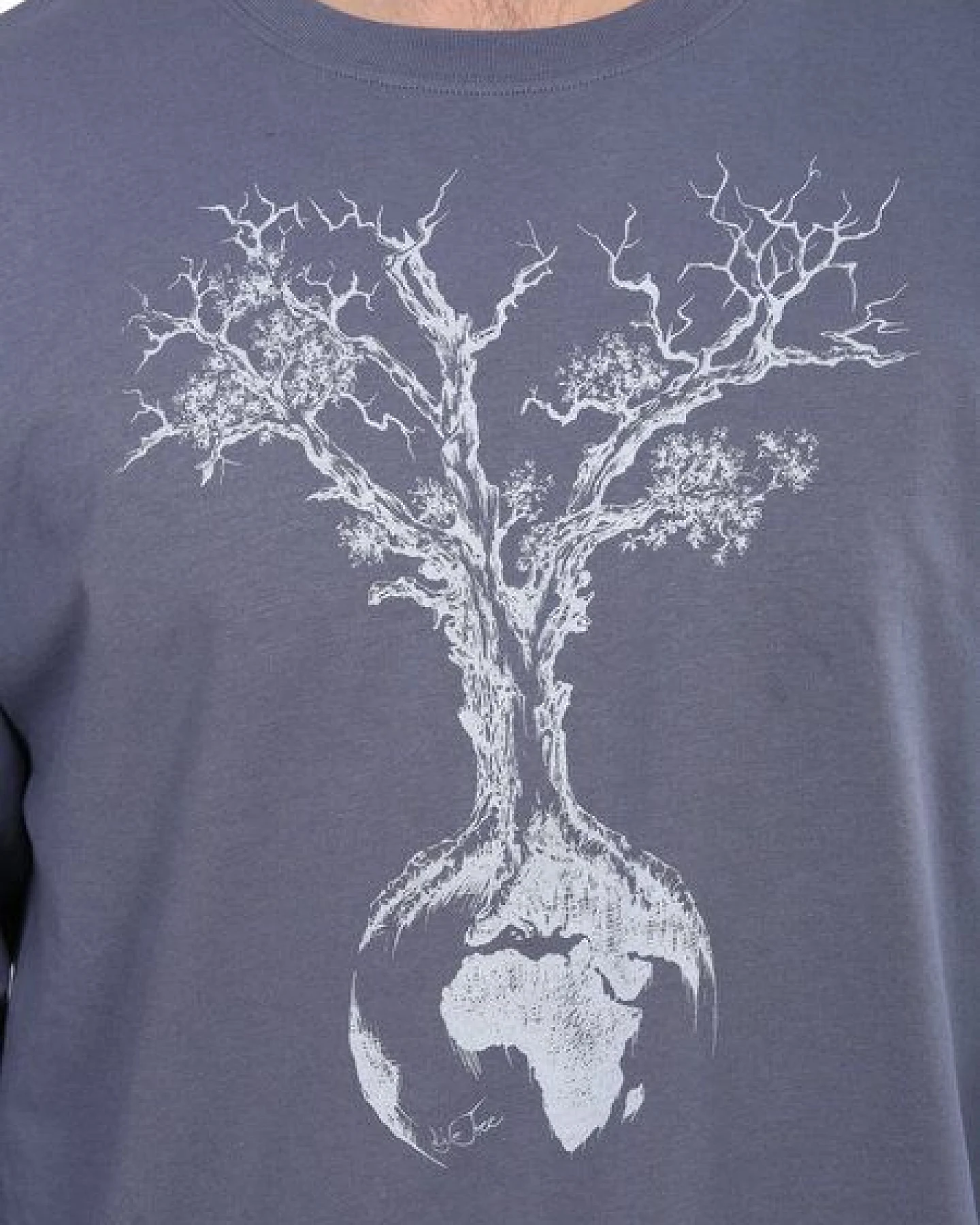 Life-Tree Fairwear Organic Longsleeve Shirt Men Faded Navy Weltenbaum – Ansicht 4