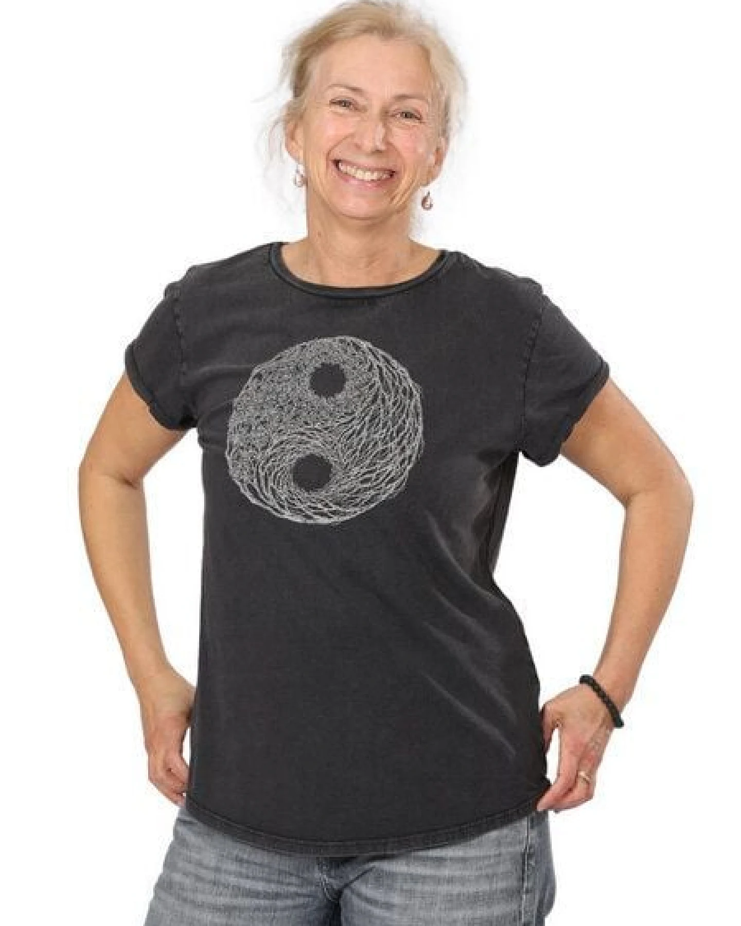 Life-Tree Organic Fairwear Shirt Women "YinYang" in Washed Black/Red – Ansicht 4