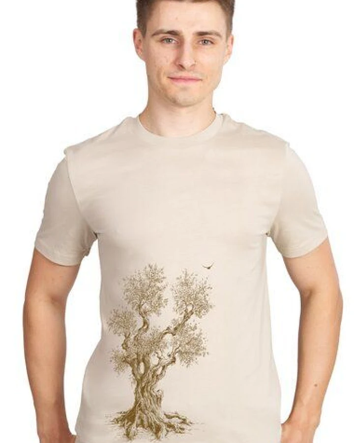 Life-Tree Shirt aus Biobaumwolle Fairwear für Herren "Olive Tree" in Desert Dust