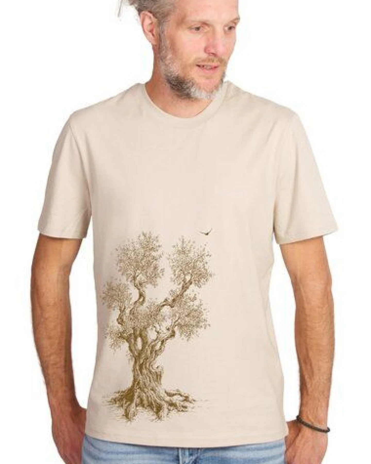 Life-Tree Shirt aus Biobaumwolle Fairwear für Herren "Olive Tree" in Desert Dust – Ansicht 2