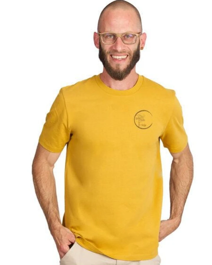 Life-Tree Shirt aus Biobaumwolle mit Brustmotiv für Herren "Circle" Burgundy / Ocre / Desert Dust beige