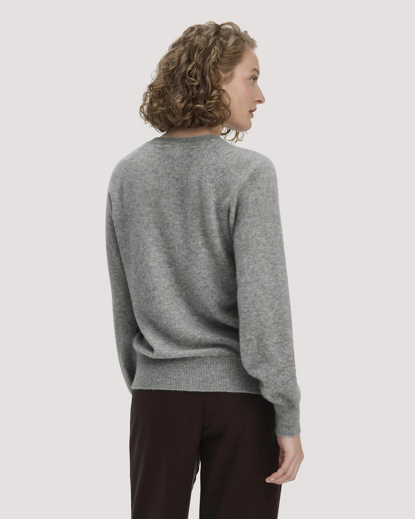 hessnatur Damen Strick Pullover Relaxed BETTER RECYCLING aus Cashmere - grau - Größe XL – Ansicht 3
