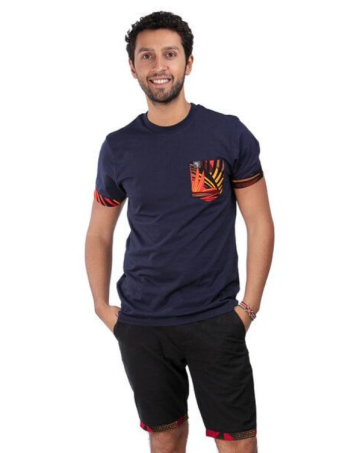 T-Shirt Africulture "Sunrise" mit Brusttasche aus Westafrikanischem Kitengestoff Navy