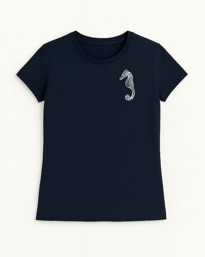 ilovemixtapes Maritimes Damen T-Shirt mit Seepferdchen-Print – fair, handbedruckt & nachhaltig
