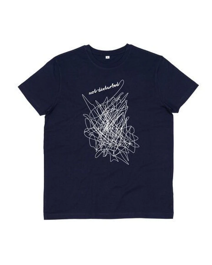 ilovemixtapes Not Disturbed Men Essential T-Shirt – Nachhaltiges Bio-Baumwoll-T-Shirt mit Siebdruck