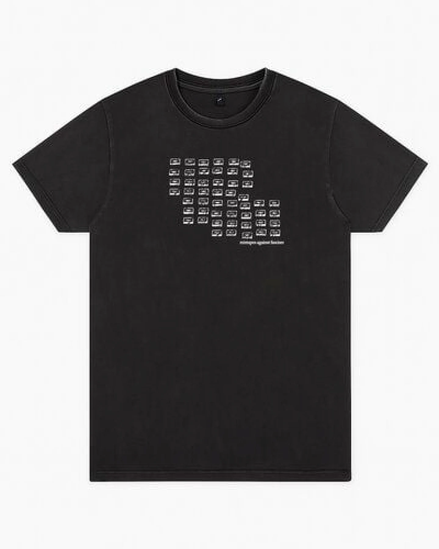ilovemixtapes Unisex T-Shirt „Mixtapes Against Fascism“ – Bio-Baumwolle, Stone Washed Sage Green, Denim Blue & Black, Fair Wear – Ansicht 2