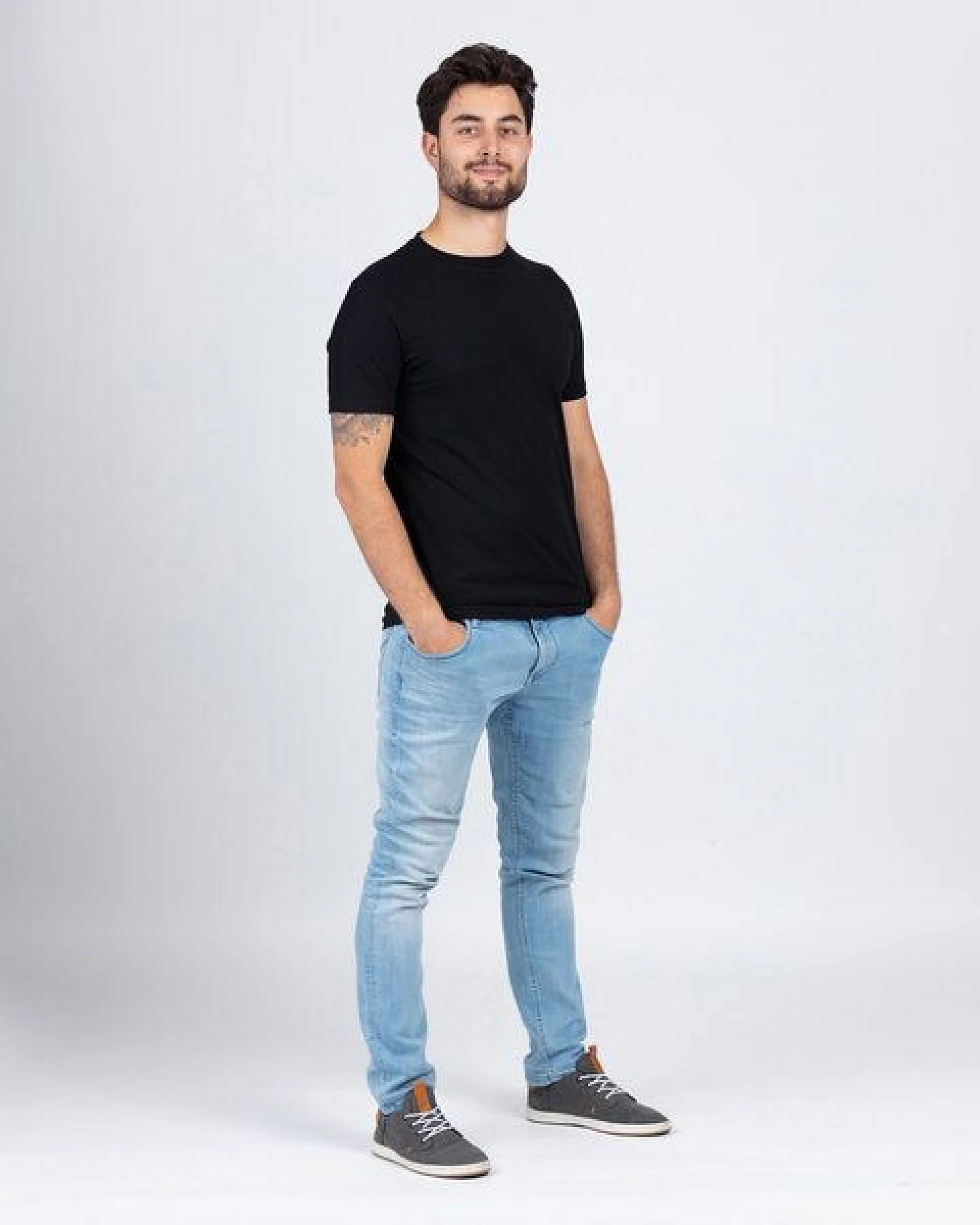 Lexi&Bö Herren Basic T-Shirt in verschiedenen Farben – Ansicht 3