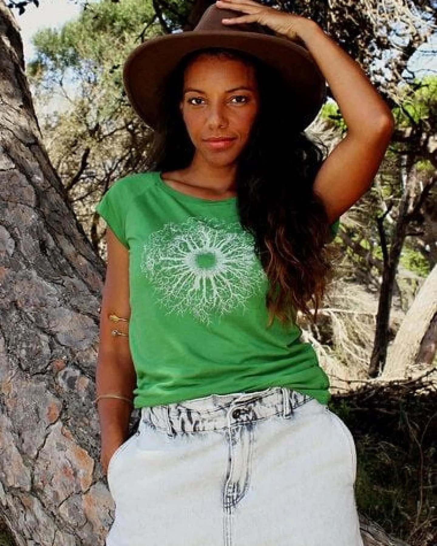 Life-Tree Bambus Shirt Fairwear für Damen "WoodenIris" in Denim Blue/Eggplant/Leaf Green – Ansicht 3