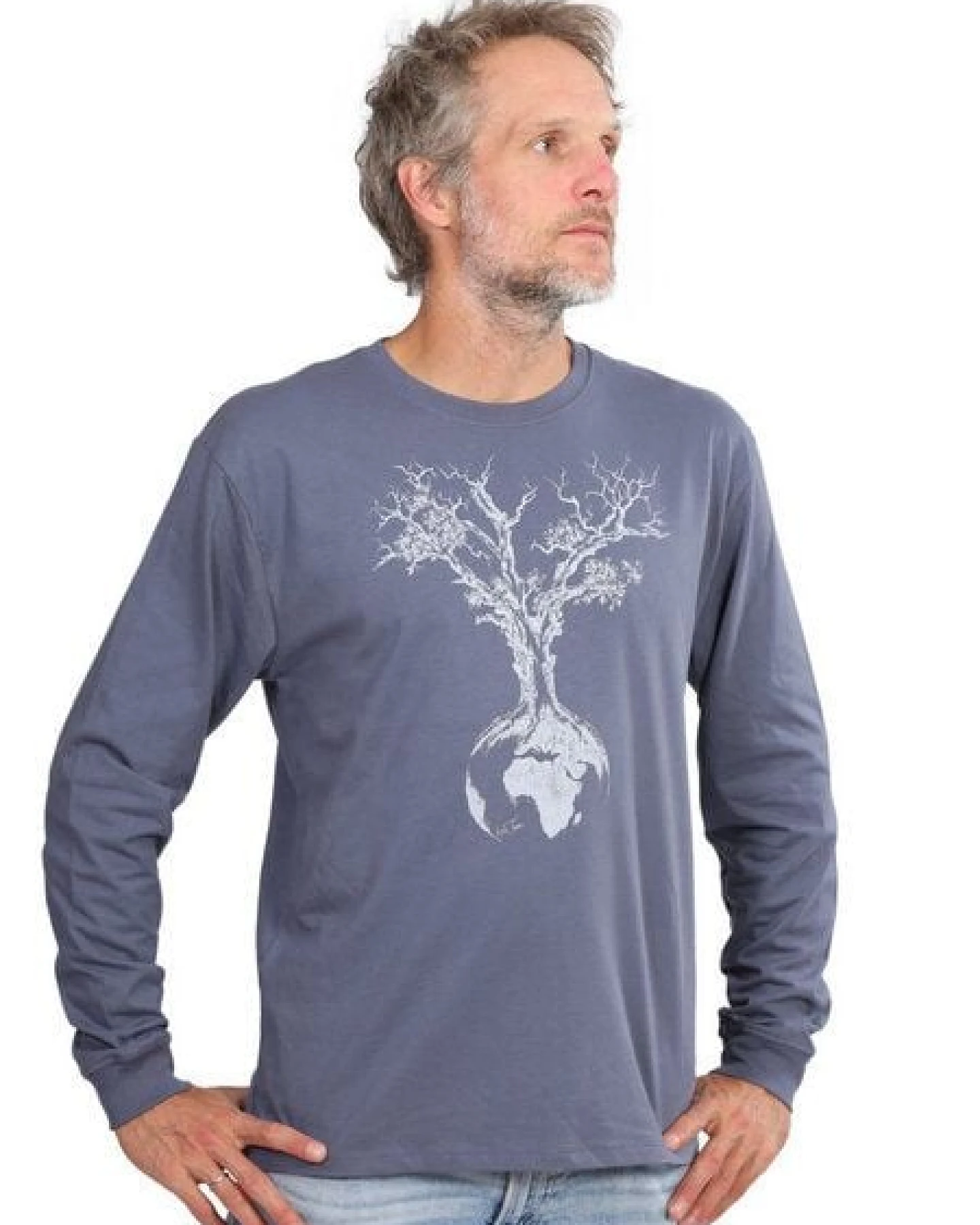 Life-Tree Longsleeve aus Biobaumwolle Fairwear für Herren "Weltenbaum" in Faded Navy Blau – Ansicht 4
