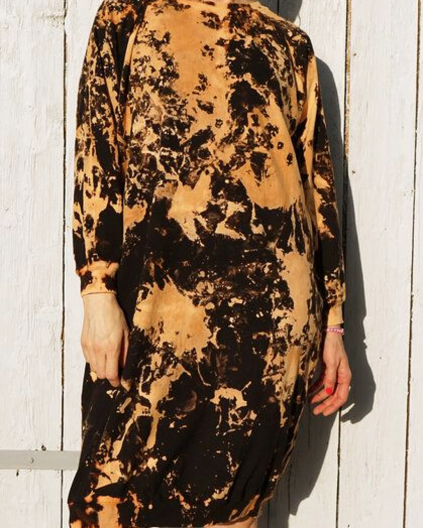 Lena Schokolade Long Sweater Black aus Bio-Baumwolle – Ansicht 3