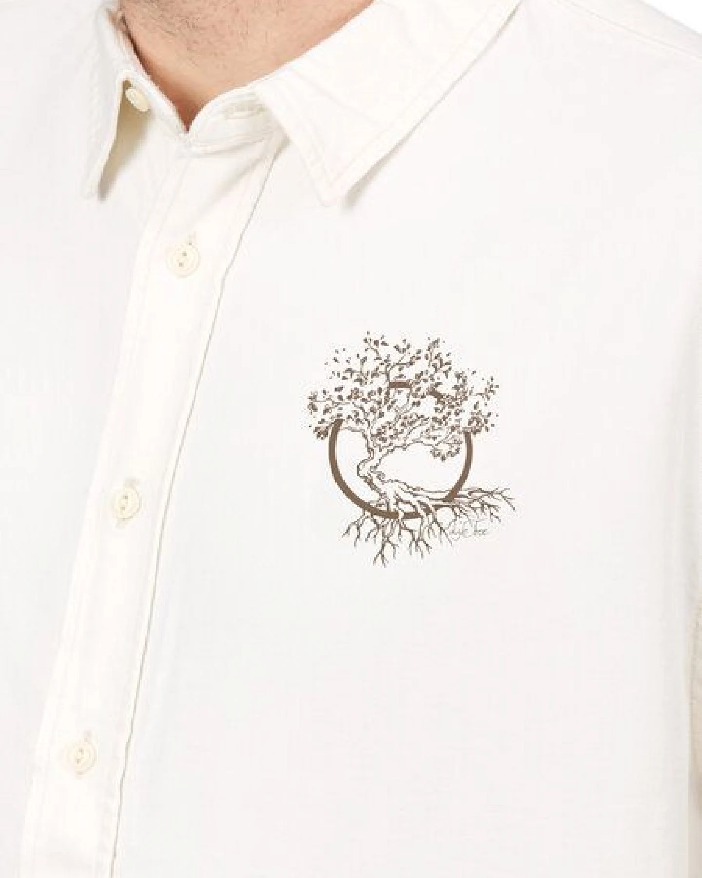Life-Tree Hemd aus Biobaumwolle Fairwear für Herren "Olive" mit Brust-Logo in Natur Weiß – Ansicht 2