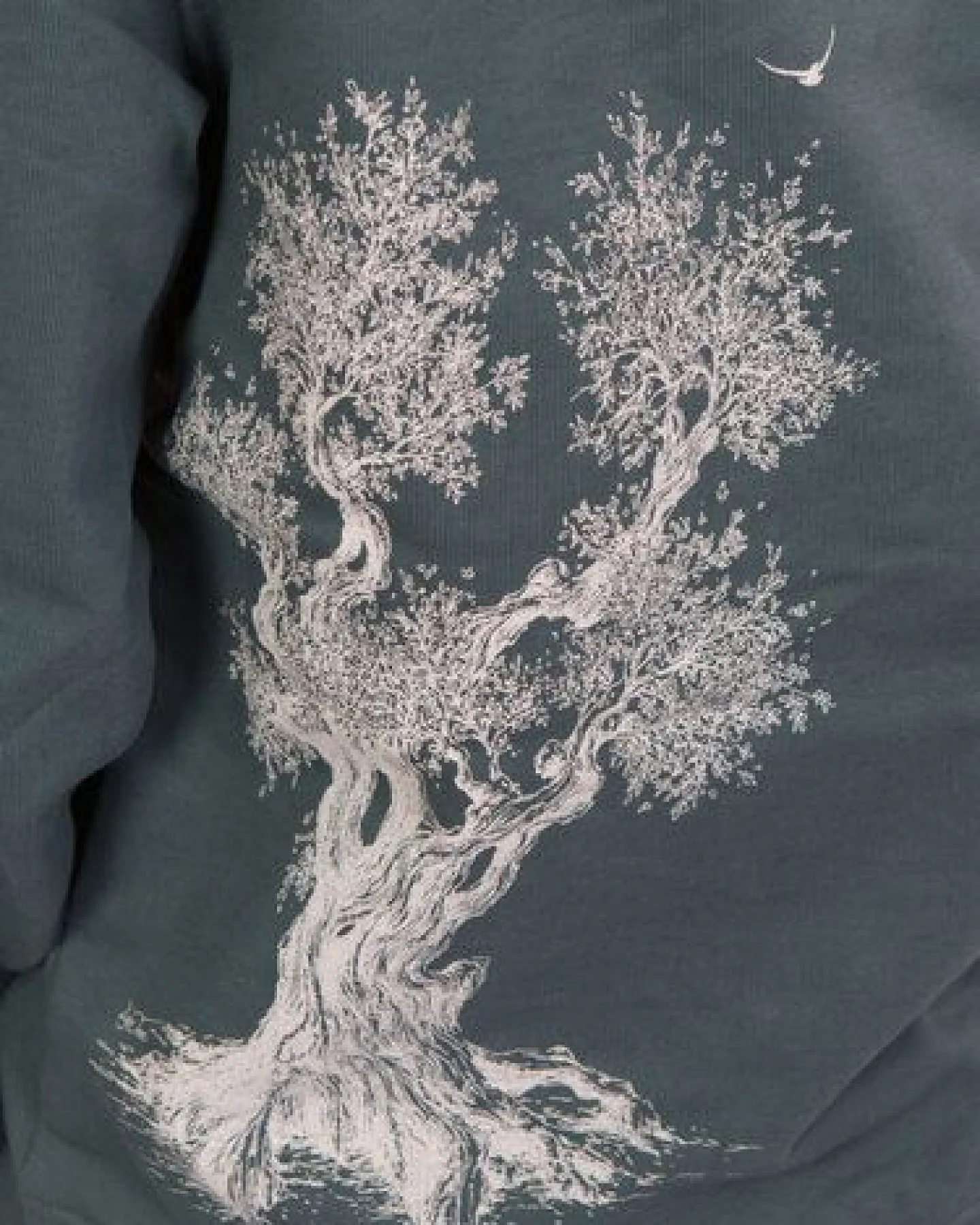 Life-Tree Organic Fairwear Hoodie Women Olive Tree – Ansicht 4