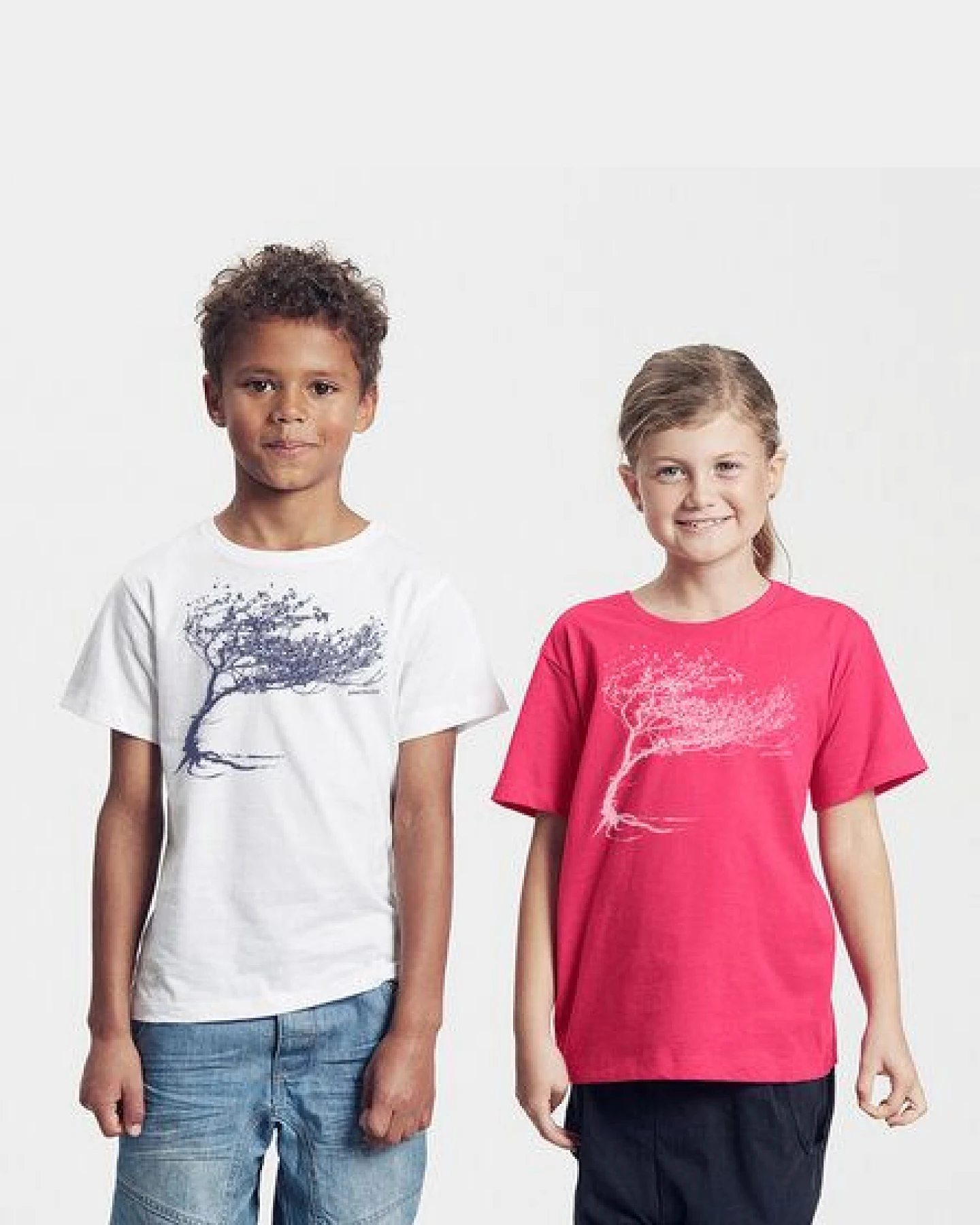 Peaces.bio - handbedruckte Biomode Bio-Kinder T-Shirt Windy Tree – Ansicht 3