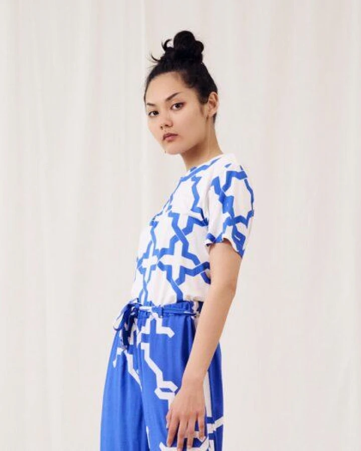 Blau