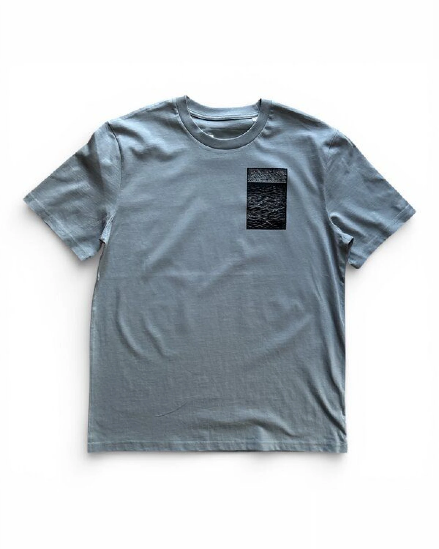 ilovemixtapes Raue See Unisex T-Shirt – Bio Baumwolle – Handdruck – Unisex Relaxed Fit – Nachhaltig & Vegan – Ansicht 3