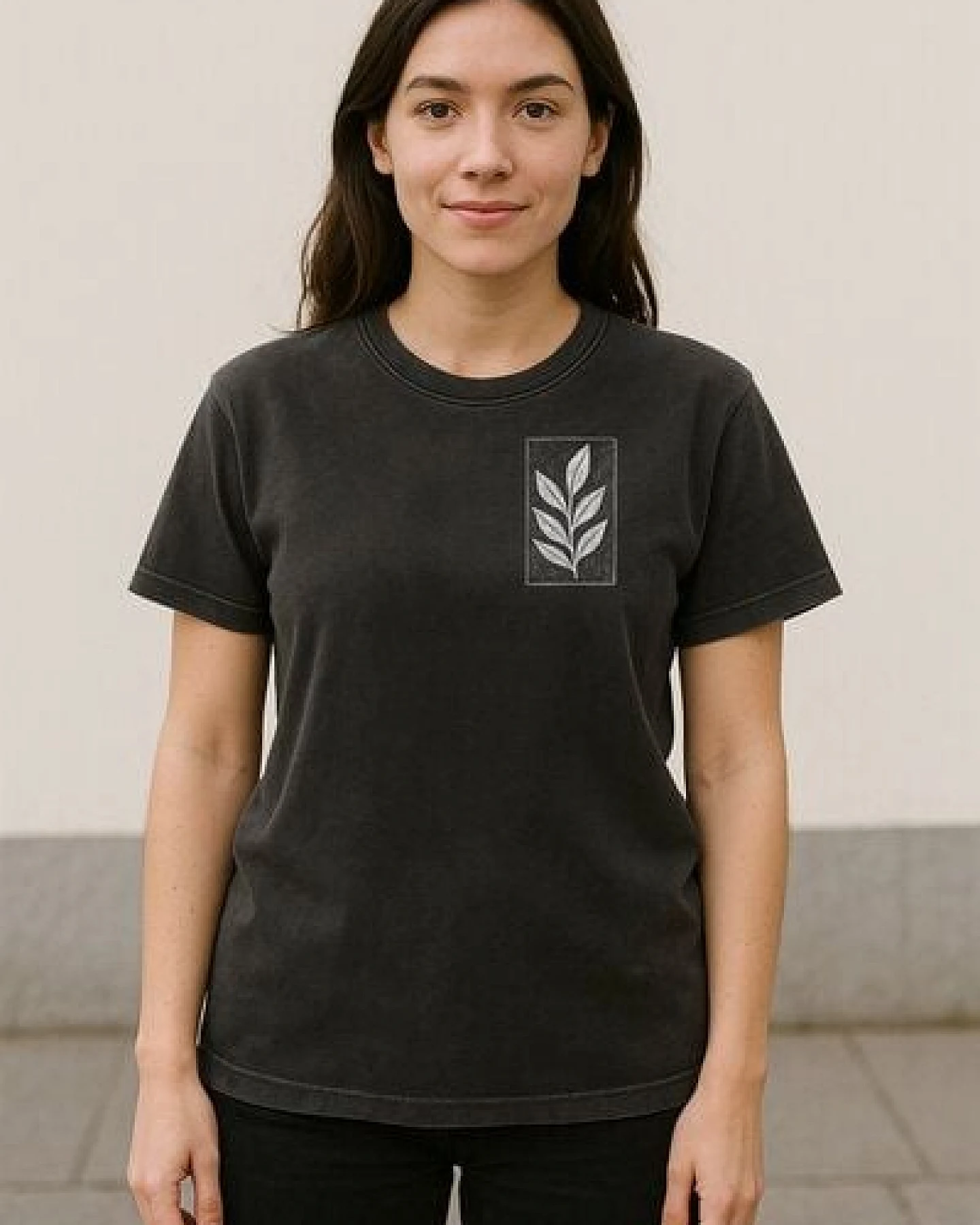 ilovemixtapes Unisex T-Shirt „Der Zweig“ + Mini-Artprint (limitiert, handbedruckt, Bio-Baumwolle) – Ansicht 3