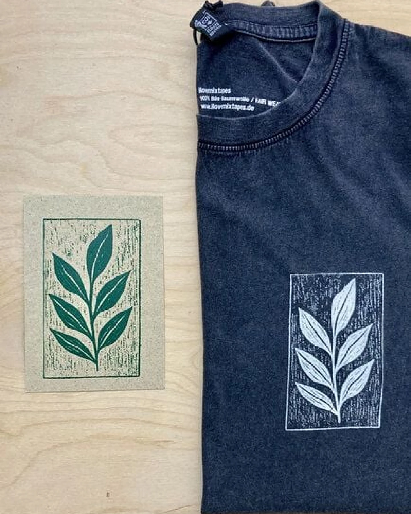 ilovemixtapes Unisex T-Shirt „Der Zweig“ + Mini-Artprint (limitiert, handbedruckt, Bio-Baumwolle) – Ansicht 4