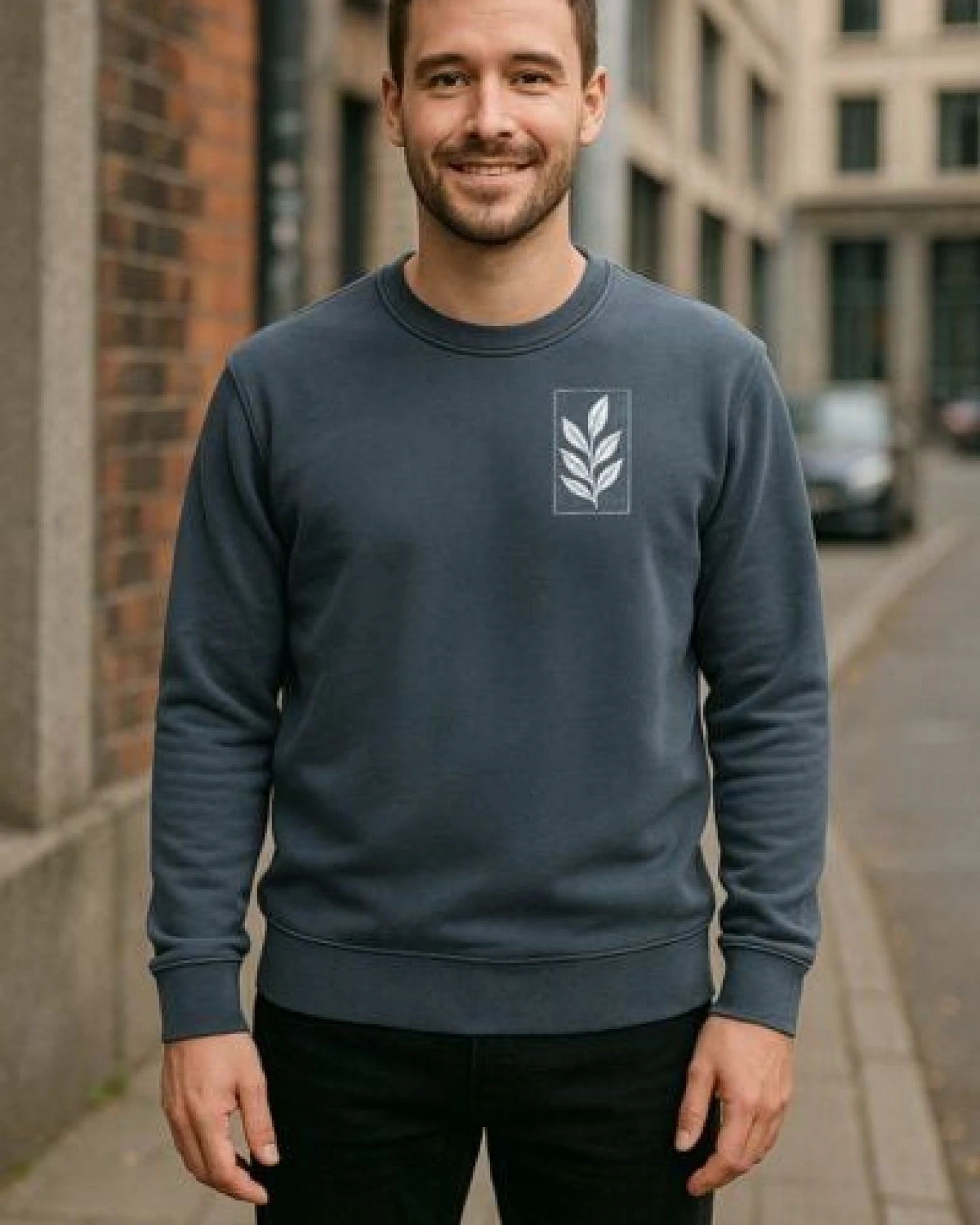 ilovemixtapes Der Zweig – Handbedrucktes Unisex Sweatshirt aus Bio-Baumwolle – Ansicht 3
