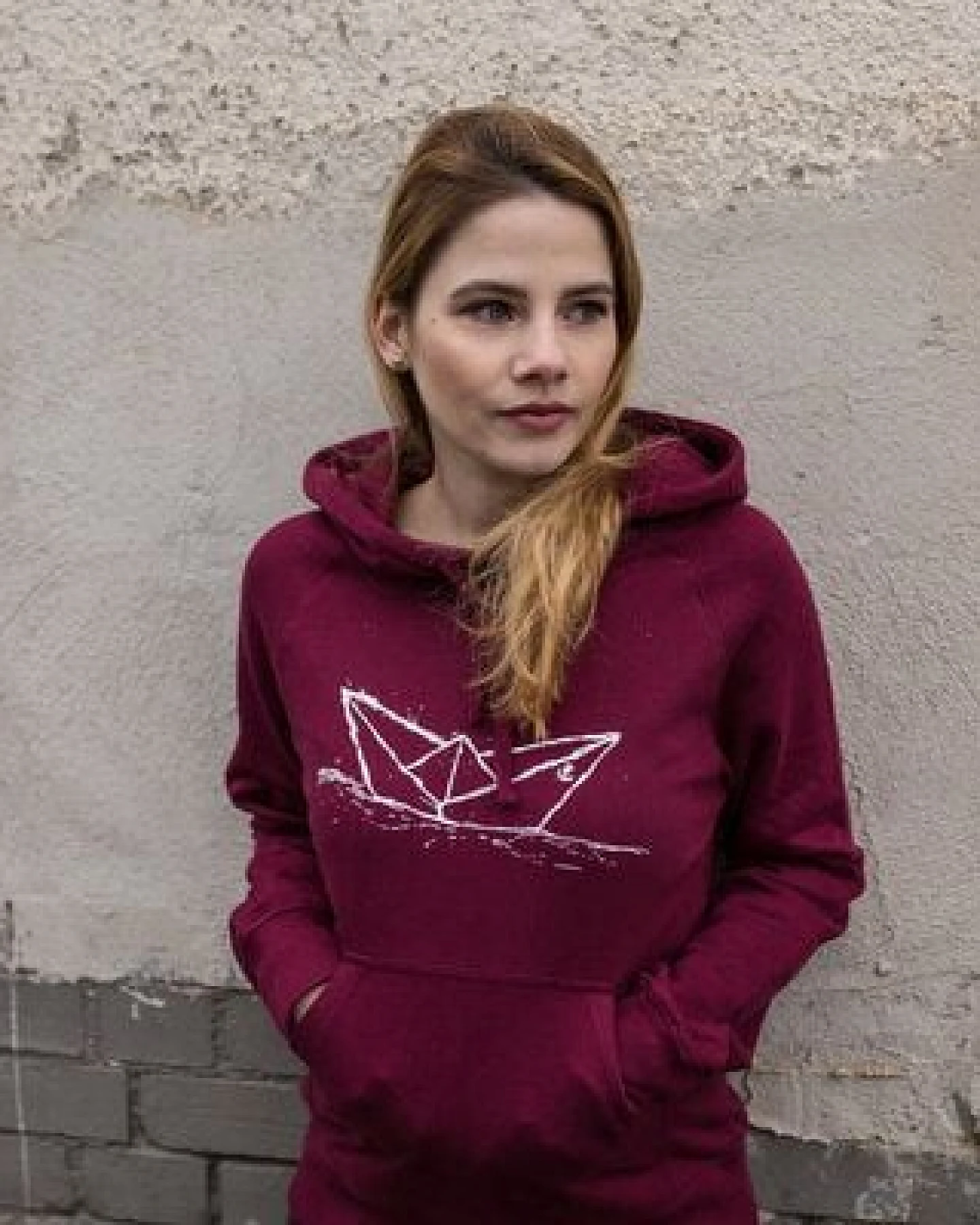 ilovemixtapes Fair gehandelter Frauen Hoodie "Paperboat" aus Biobaumwolle – Ansicht 3