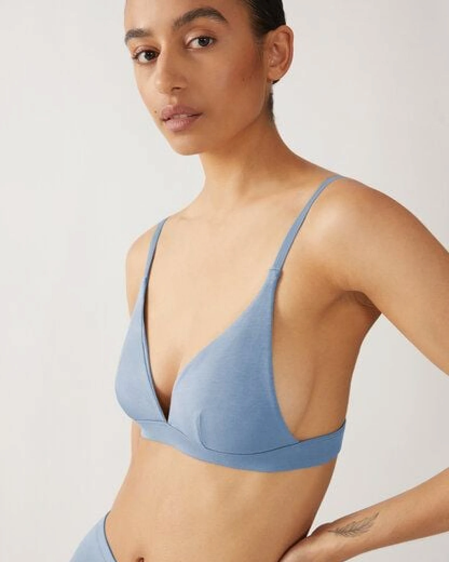 ARMEDANGELS OSAAM Damen Triangle Bralette aus TENCEL Modal Mix – Ansicht 3