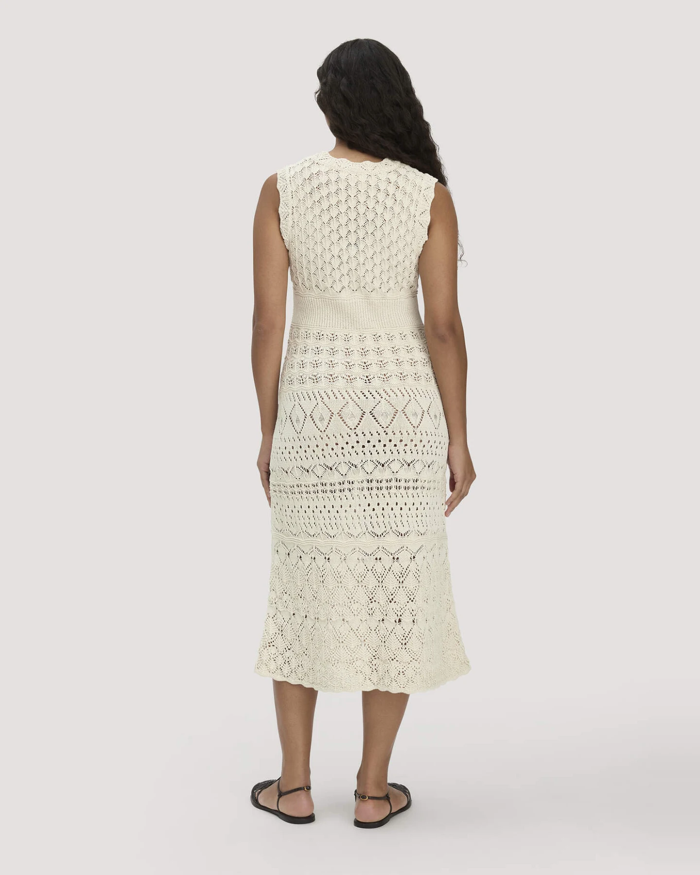 hessnatur Damen Strick Kleid Midi aus Bio-Baumwolle - beige - Größe S – Ansicht 2