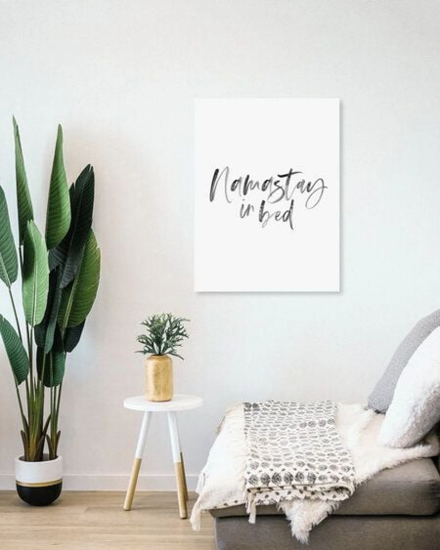 Photocircle Poster / Leinwandbild - Namastay in Bed No3 – Ansicht 4